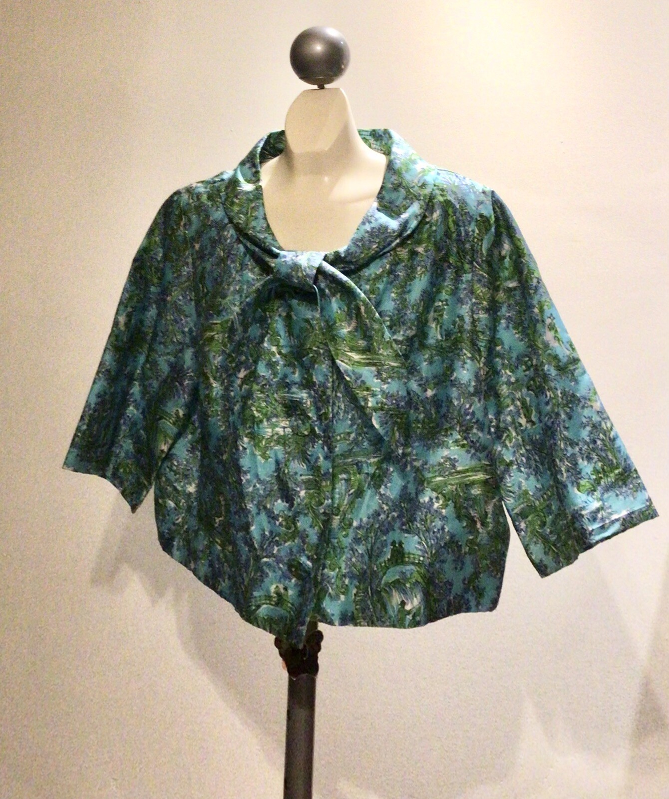 NOS Vtg 60’s Silk Sash Collar Boxy Turquoise Floral Short Sleeve Blouse L
