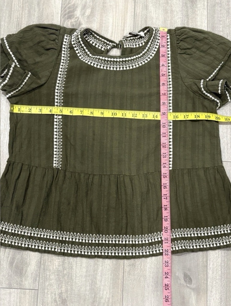 LOFT Blouse Top Size MP Olive Embroidered Flutter Sleeve Peplum Boho Cottagecore