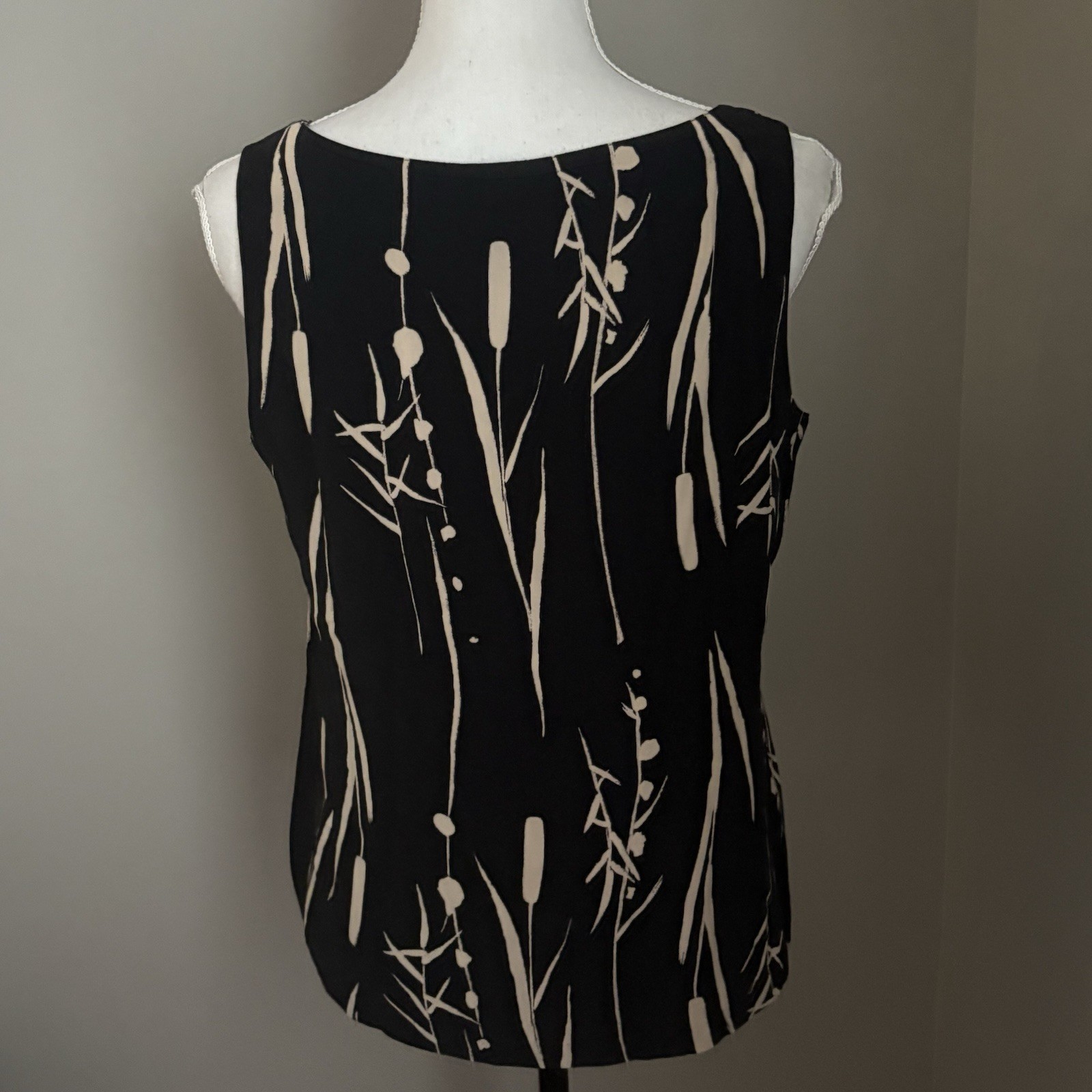 Liz Claiborne Reversible Silk Top Sleeveless Size 8 Black Tan Career Classy