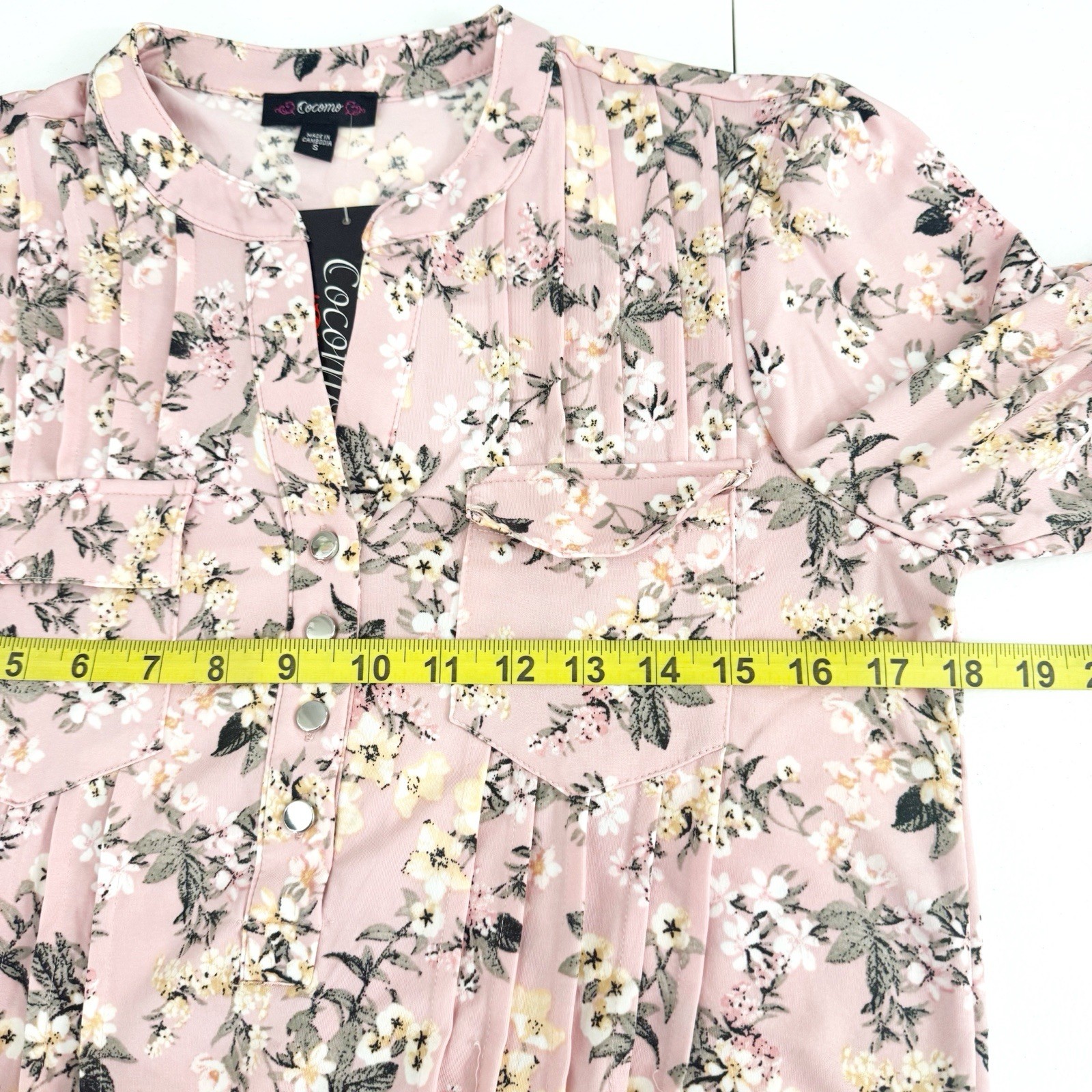 Cocomo Women’s Floral Pintuck Tunic Top Size S Pink