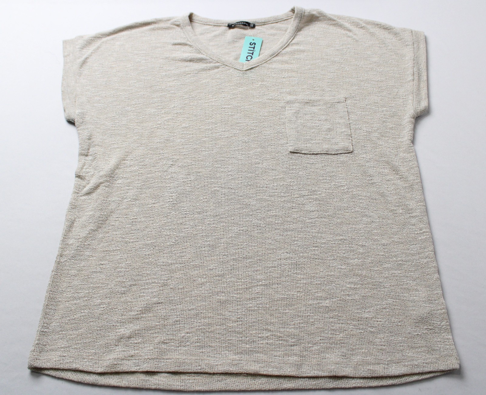 Staccato Women’s Calianna Short Sleeve V Neck Knit Tee CN6 Beige Large NWT
