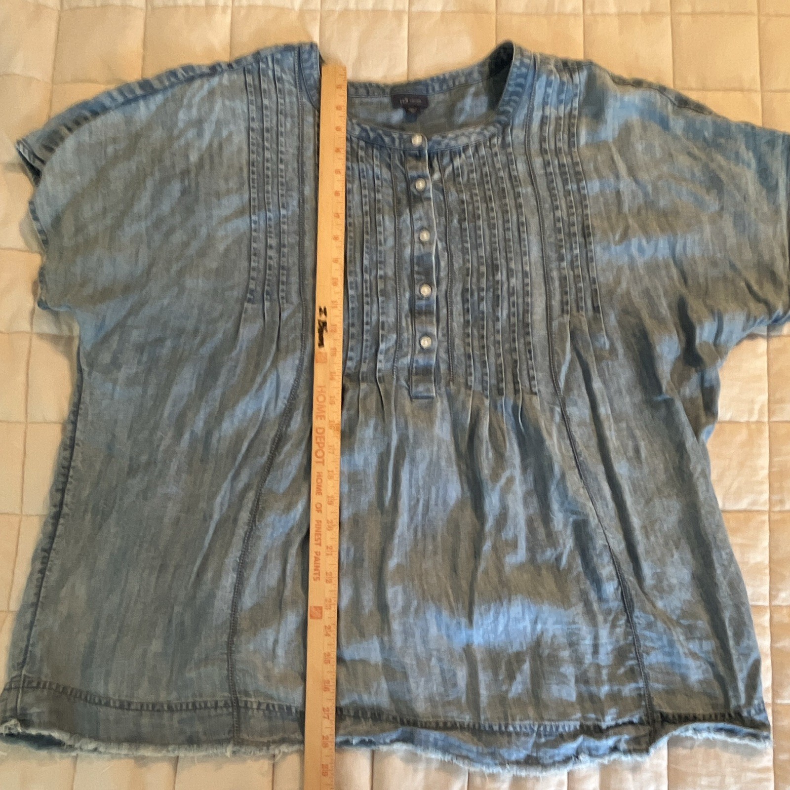 J. Jill Women’s XL Blue Denim Lyocell Tunic Blouse Short Sleeve Button Pleat