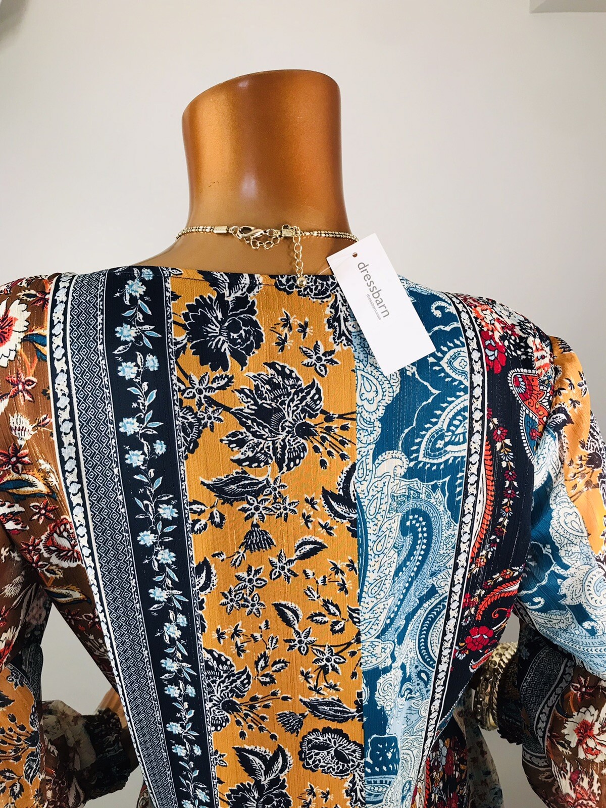 Dressbarn XL Top Floral Multi Print NWT $44 Low V Cut Shiny Stripes Lined Blouse