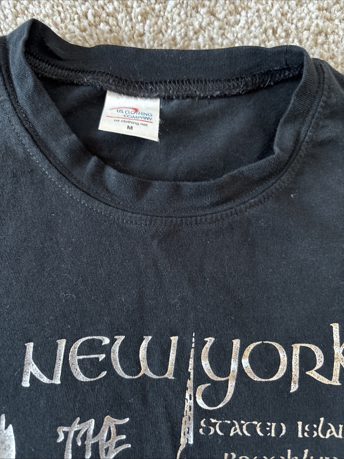 New York Manhattan T Shirt Womens M Black Slim Crew Tee Silver Graphic Ladies