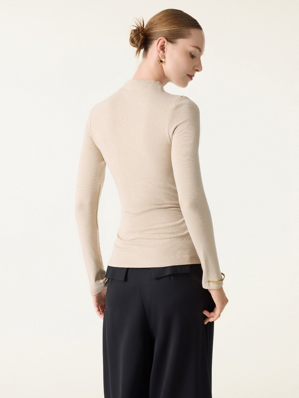 OGL ProWarm Mockneck Long Sleeve Bra Top – White