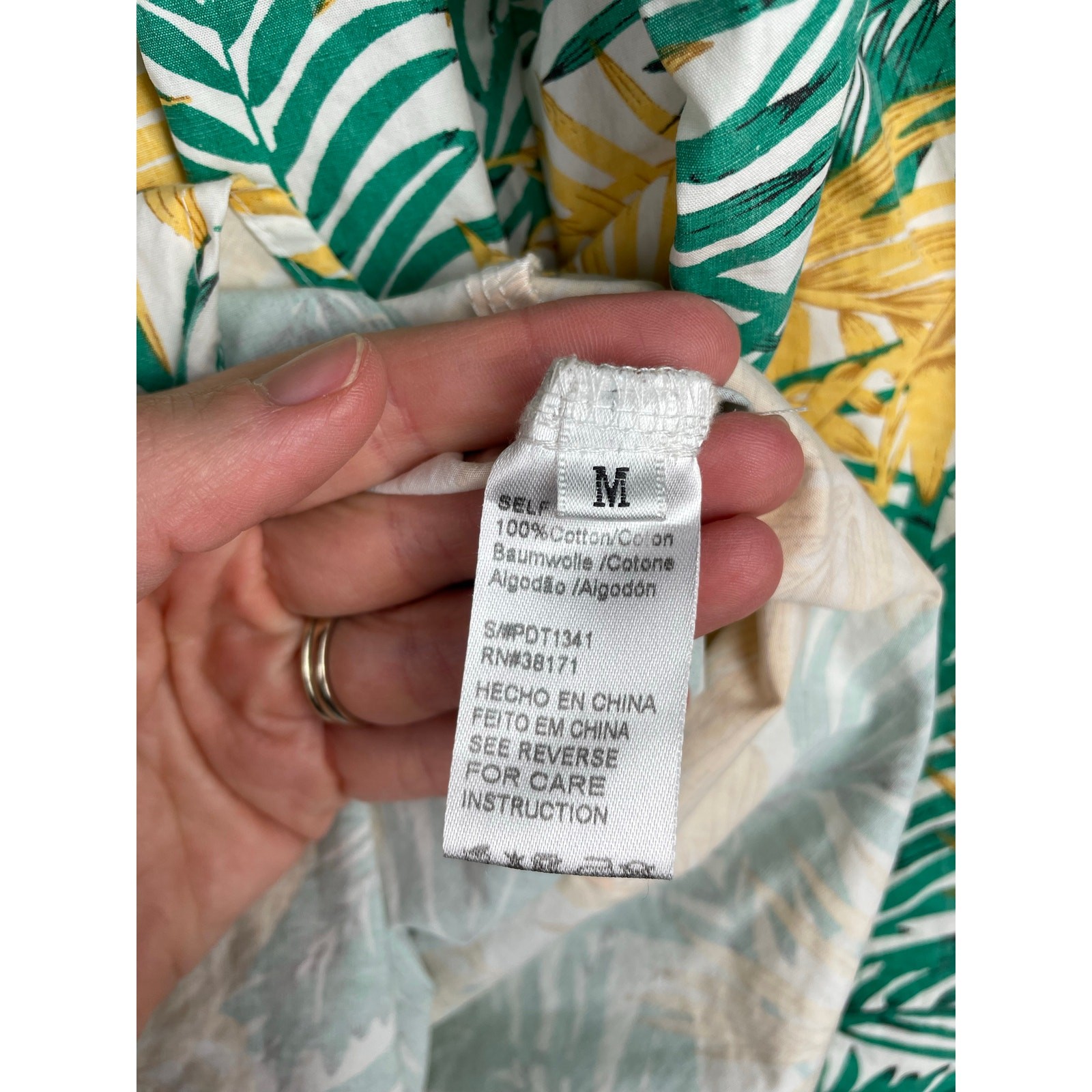 Lucca Wildfang Button Down Palm Leaf Top Medium Resort Tropical Vacation Bright