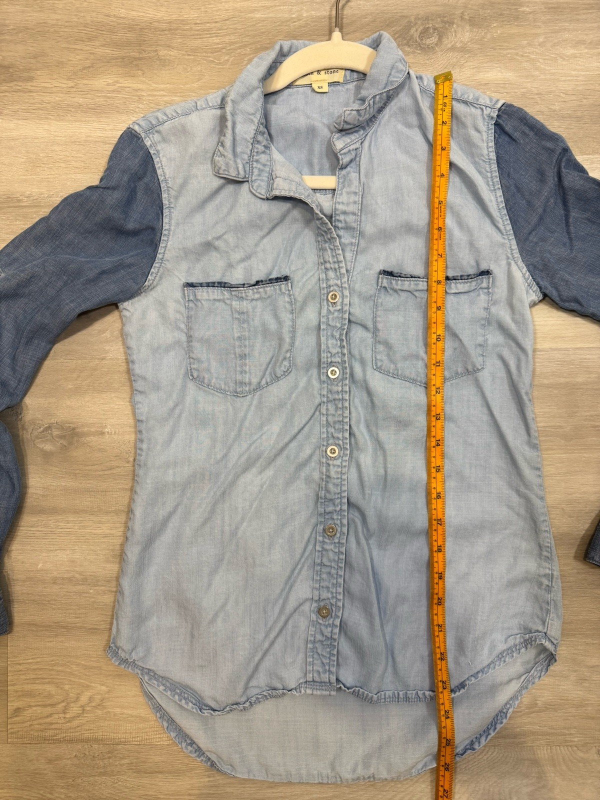 Cloth & Stone Anthropologie XS Chambray Two Tone Denim Button Up 100% Tencel