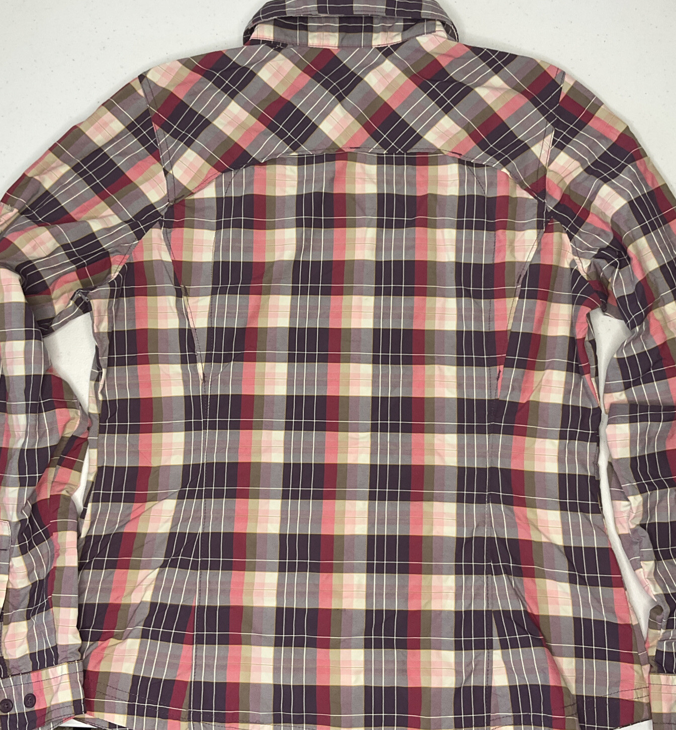 Columbia Shirt Women M Vented Long Sleeve Plaid Check Zip Pockets Button Front
