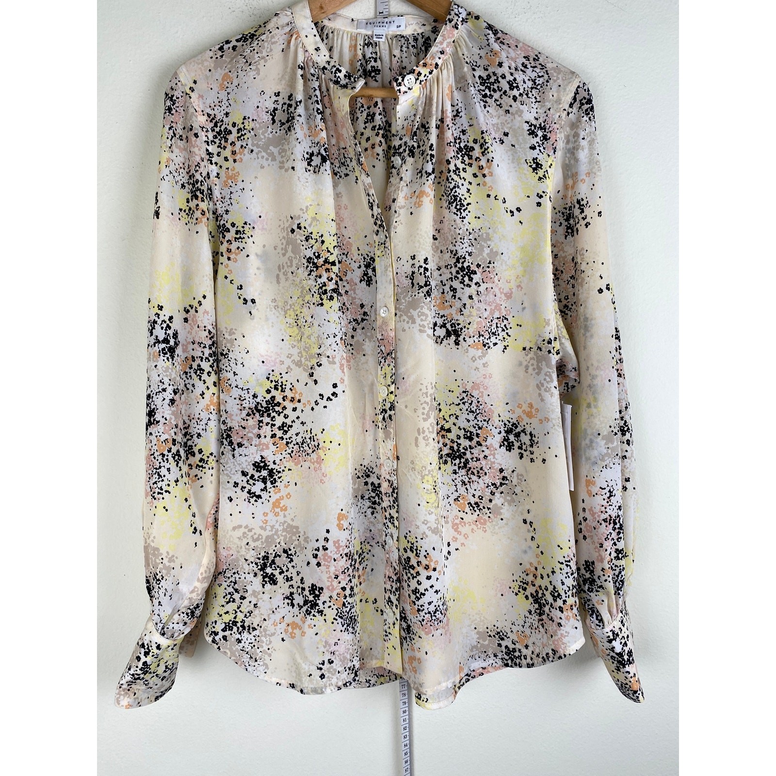 NWT Equipment Causette Silk Blouse Small Abstract Print Button Front