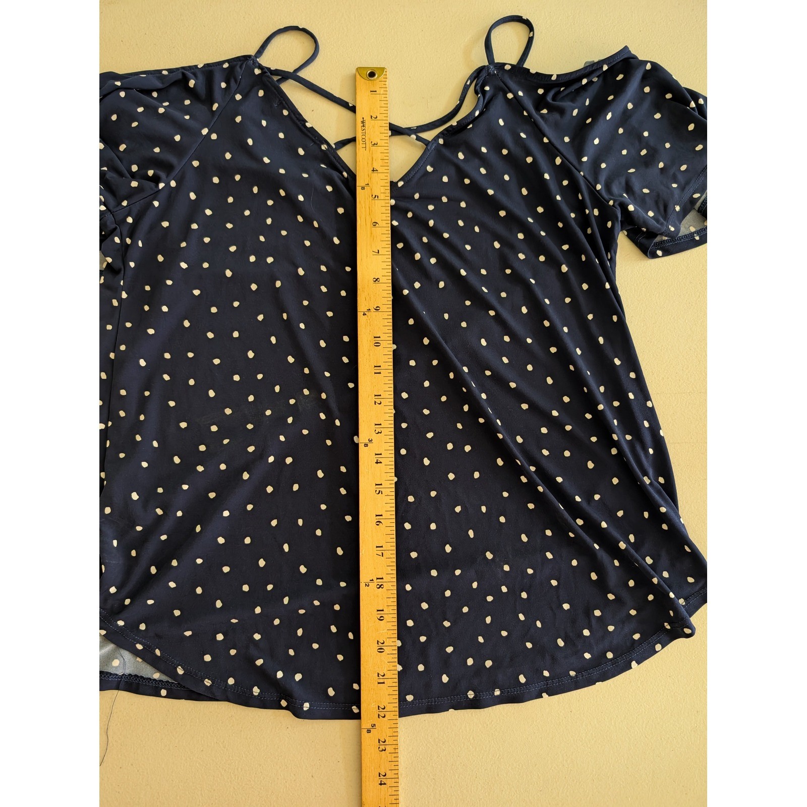 Kaileigh Womens Navy Polka Dot Cold Shoulder Strappy V Neck Top Size XL