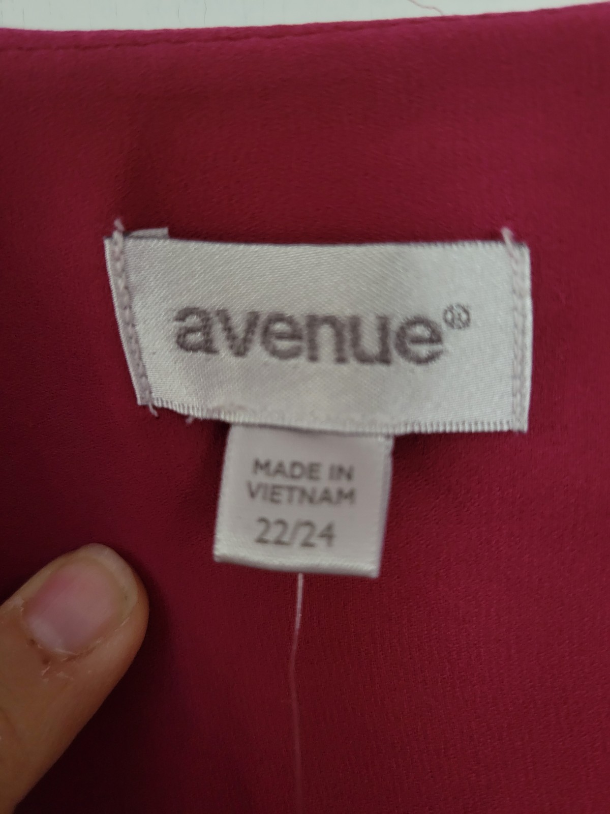 Avenue Blouse 22/24 Burgundy Plus Size 3/4 Zip Front Long Sleeve Top NWT