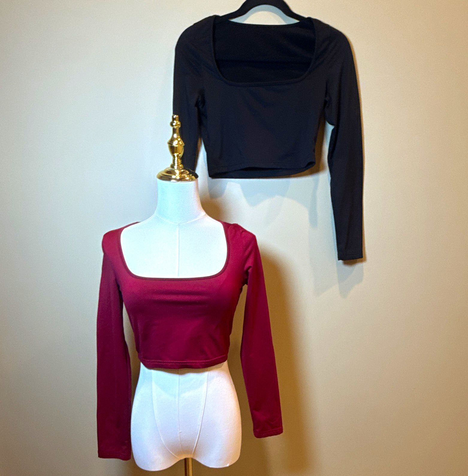 Two Women’s Burgundy & Black Square Neck Long Sleeve Cropped Knit Stretch Top M