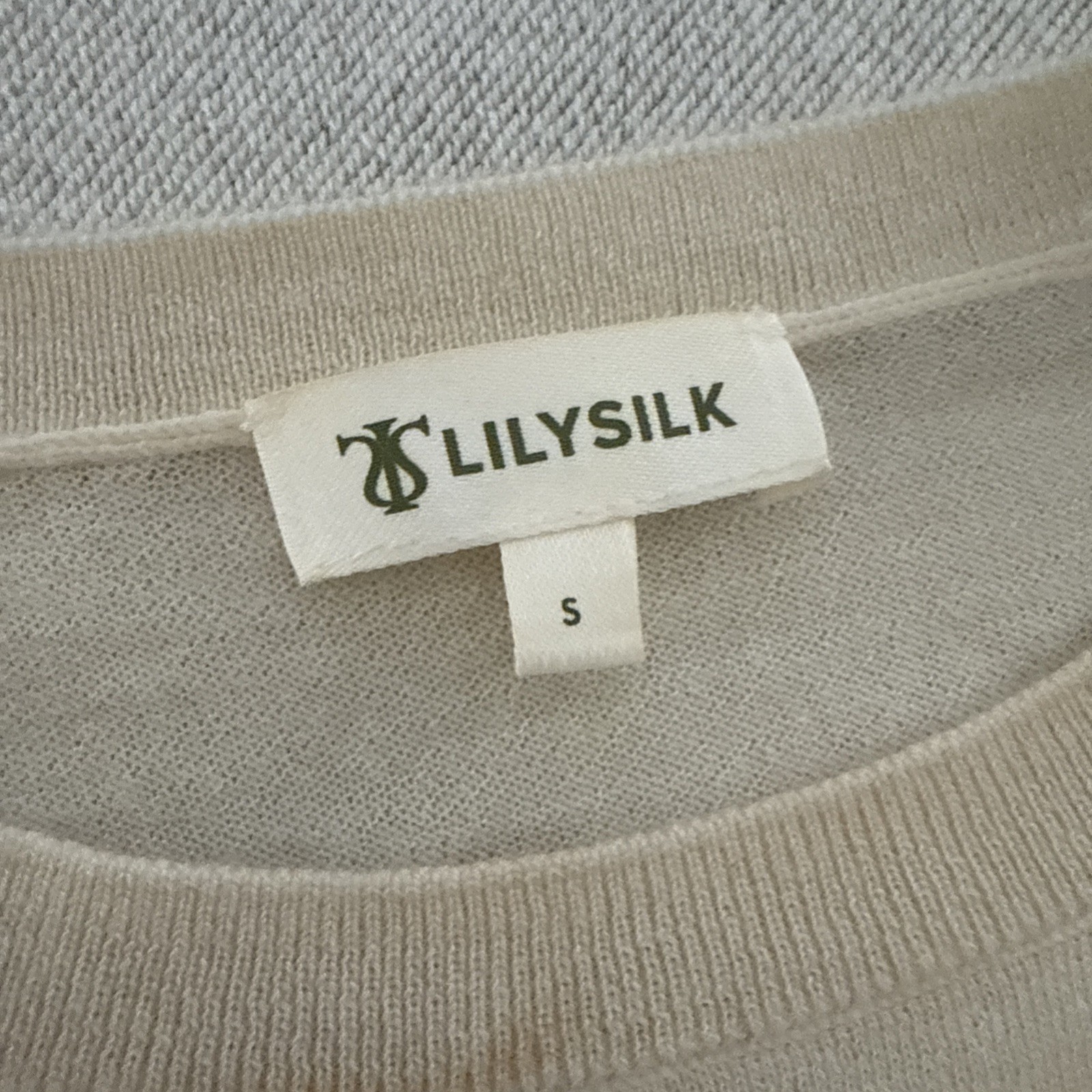 LILYSILK Cashmere Crew Neck Sweater Women’s Small Off White Ivory Store Sample