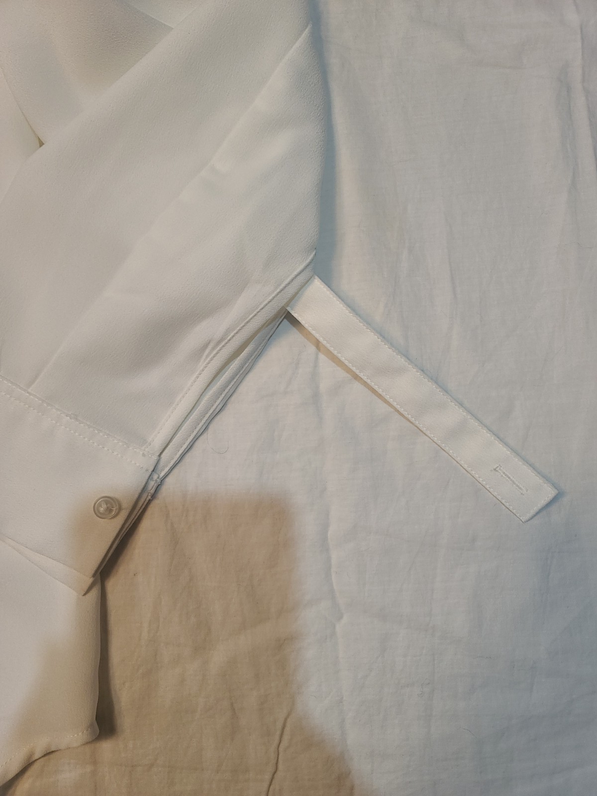 Madison Solid White Dress Shirt XL 32/33 Polyester Point Collar Barrel Cuff