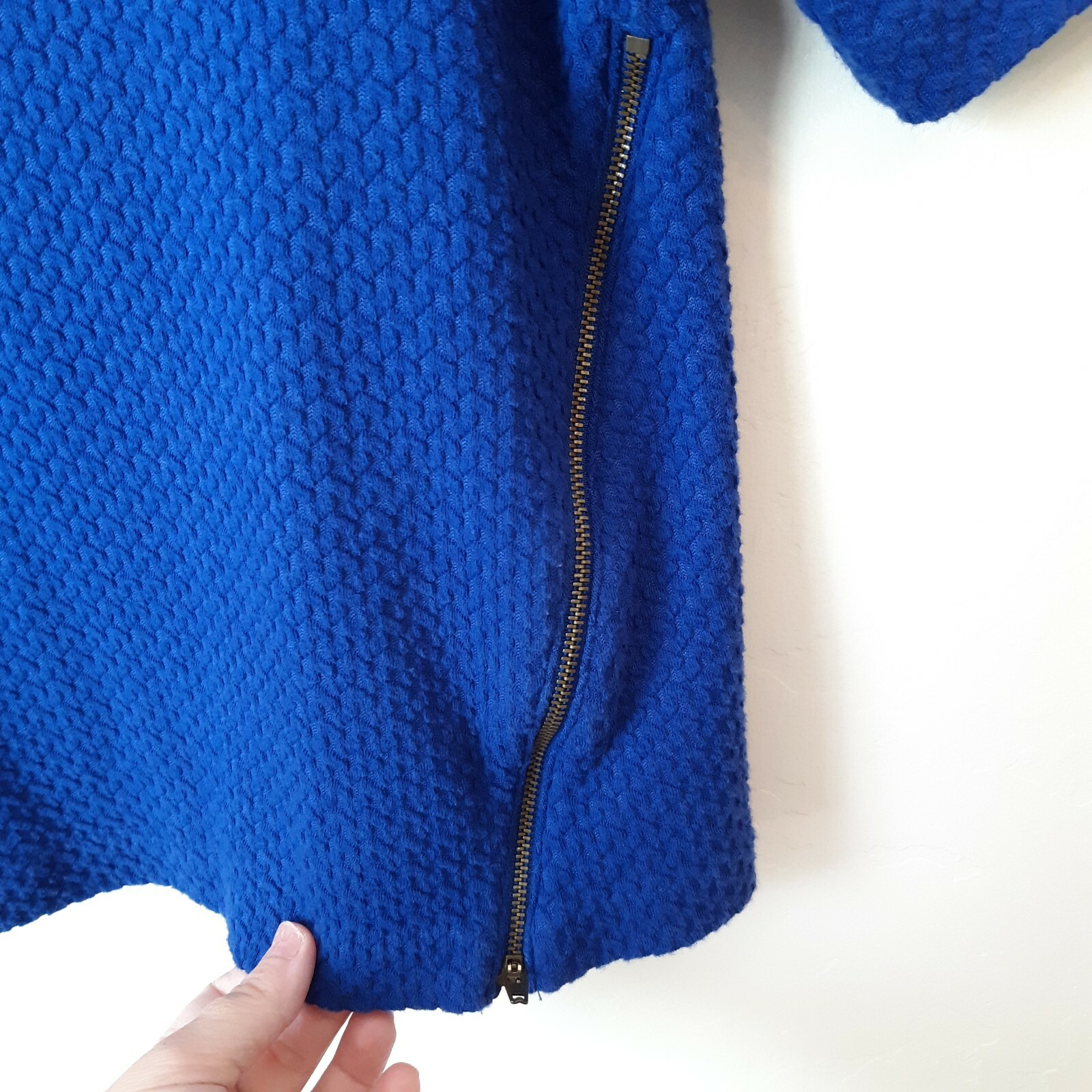 Anthropologie 9-H15 STCL Textured Fabric Top Deep Blue side Zipper small peplum