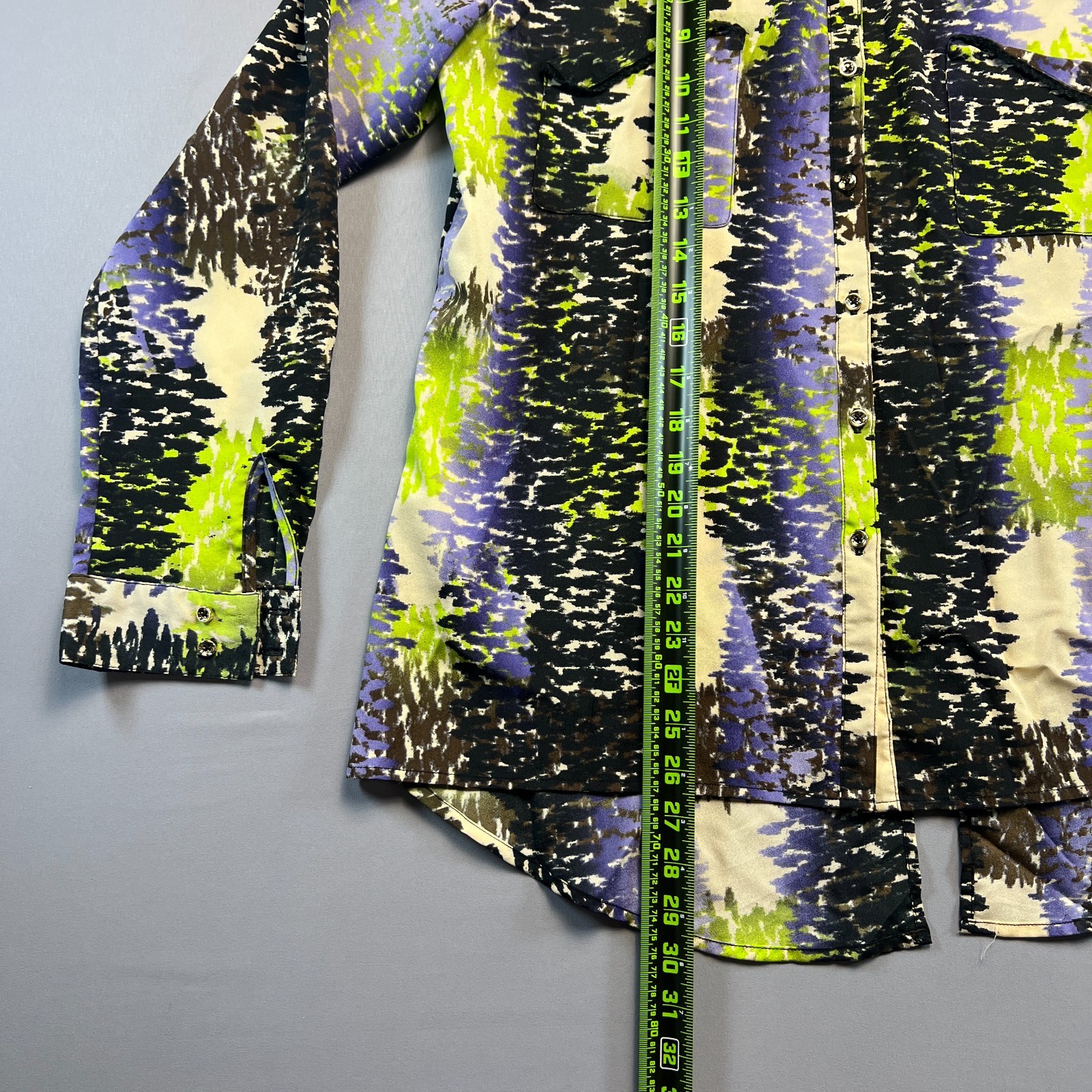 Democracy Shirt Womens L Multicolor Abstract Print Back Slit Pockets Button Up