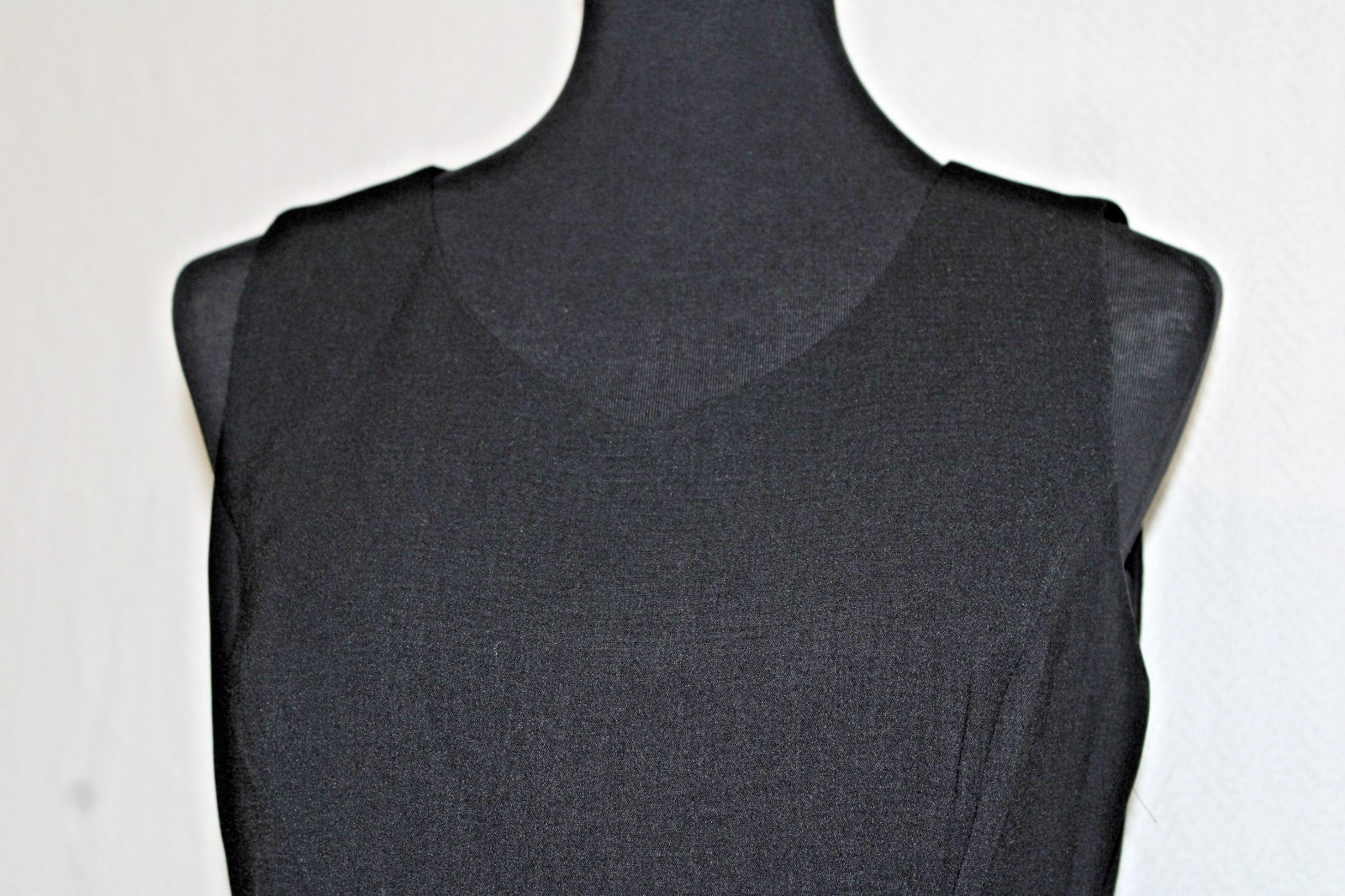 KASPER Size 6 Solid Black Sleeveless Lined Shell Career Top Tank Side Zip