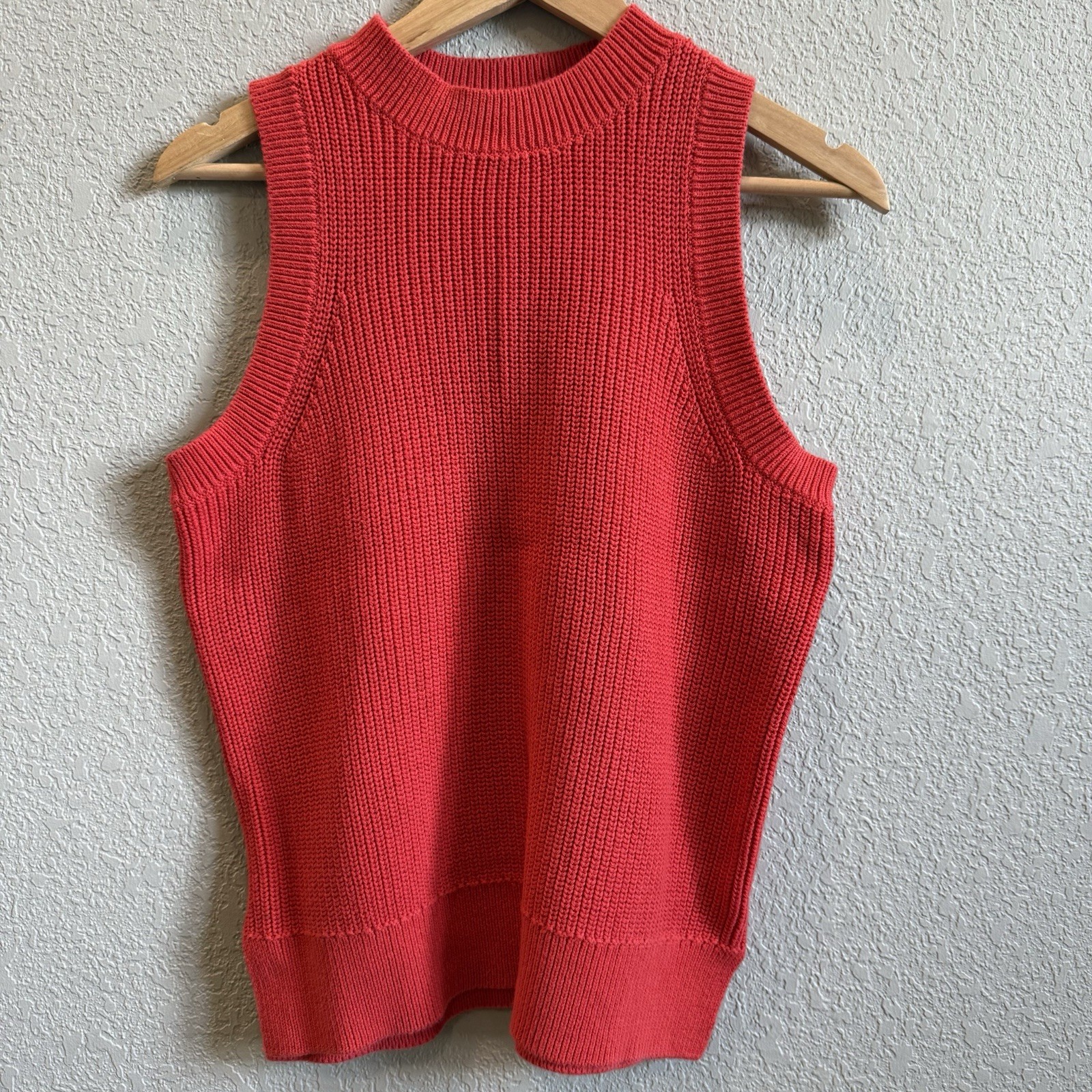 525 America High Crewneck Cotton Tank Cherry Hibiscus Red Knit Vest Womens M
