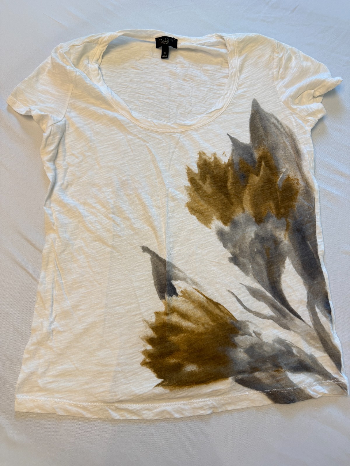 Talbots PETITE Top Off White/Gold/Gray Big Flower Women Petites Small (A14-37)