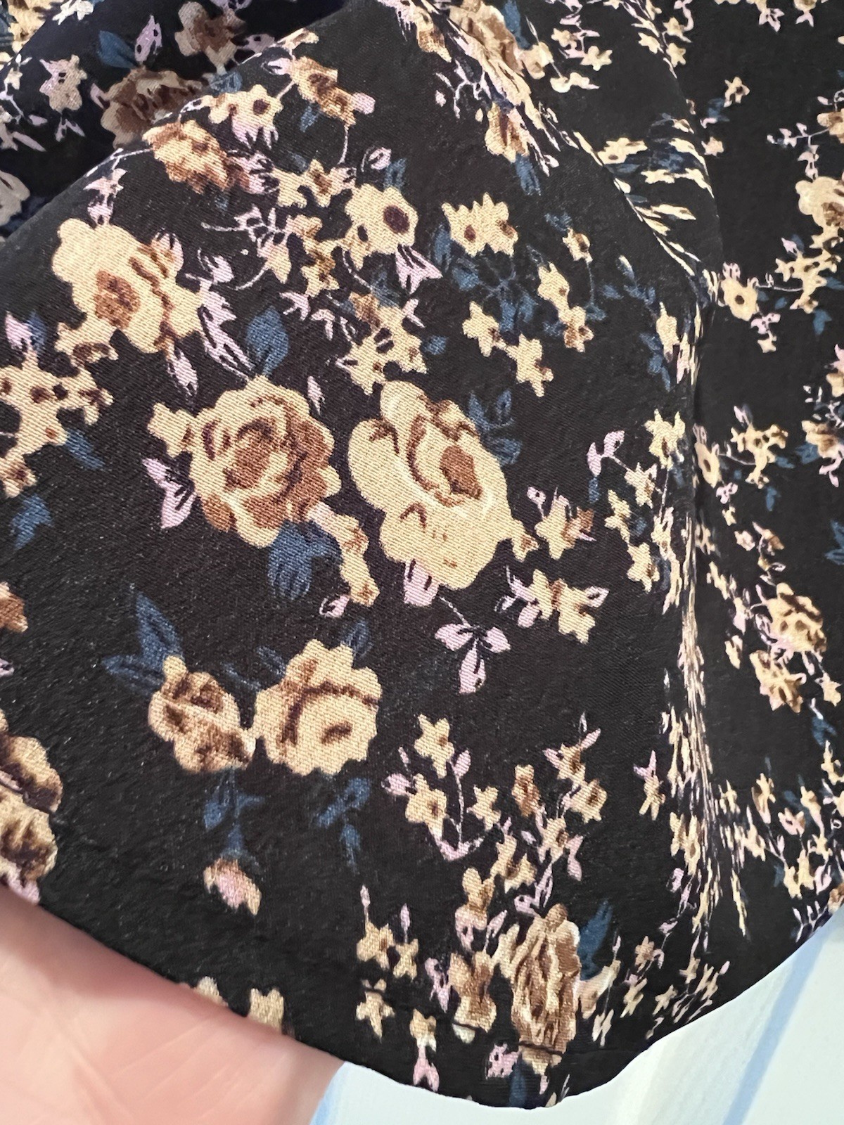 Unbranded Floral Adjustable-Strap Ruffled Tank (Size XL) – New w/o Tag!