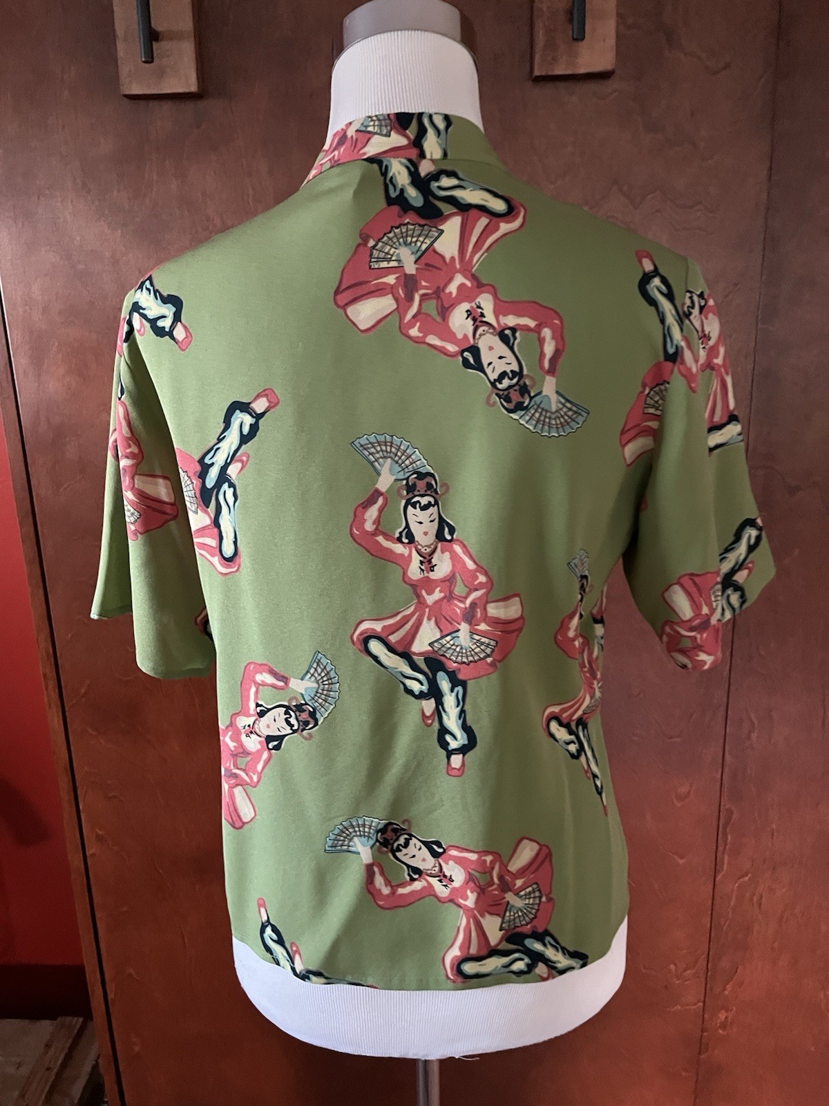 Harari Blouse Top Womens Small 100% Silk Asian Japanese Art To Wear “Fan Dancer”