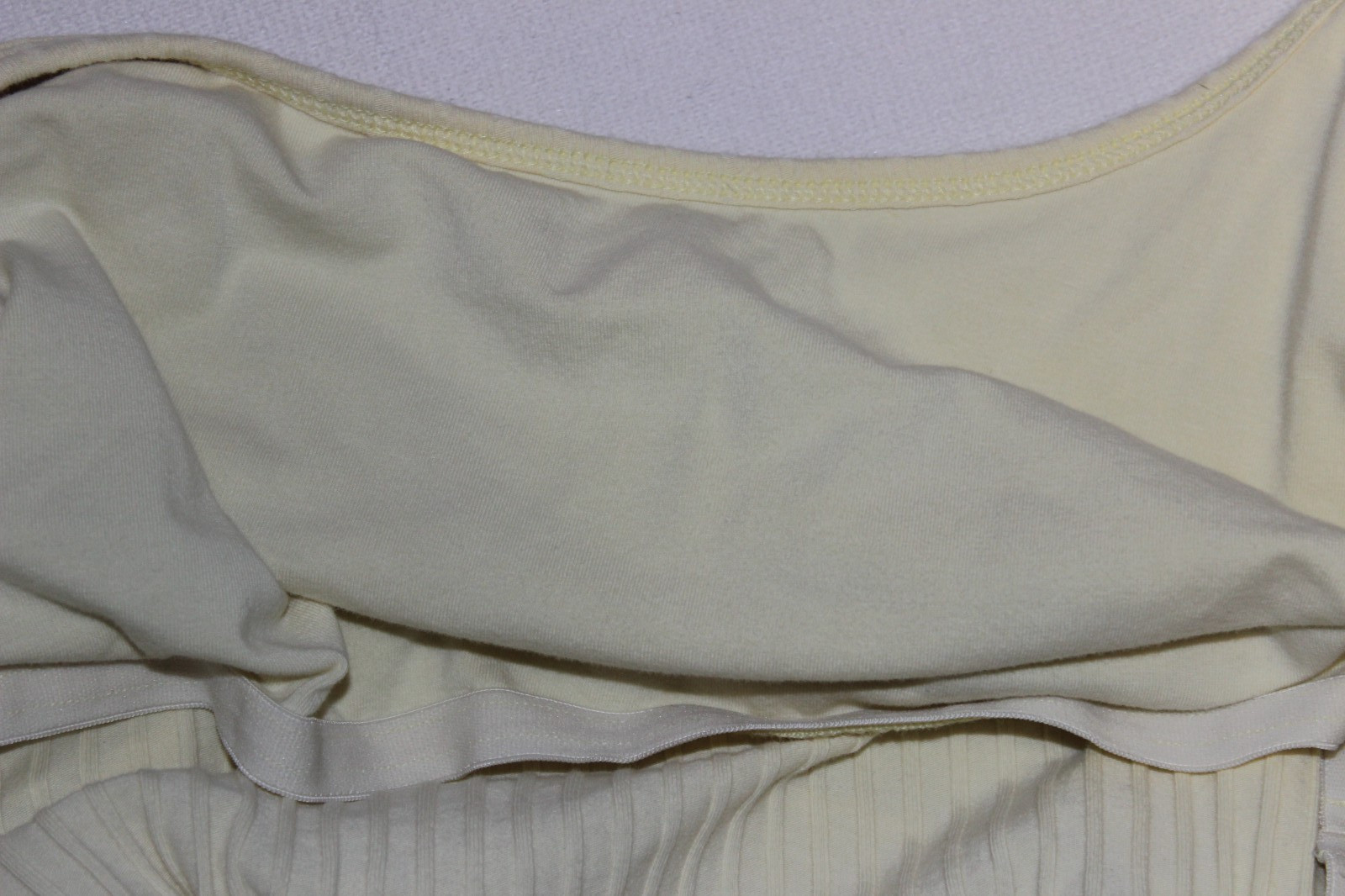 Old Navy Ribbed Spaghetti Strap Crop Top Women’s Size L Yellow Lined Stretch Y2K