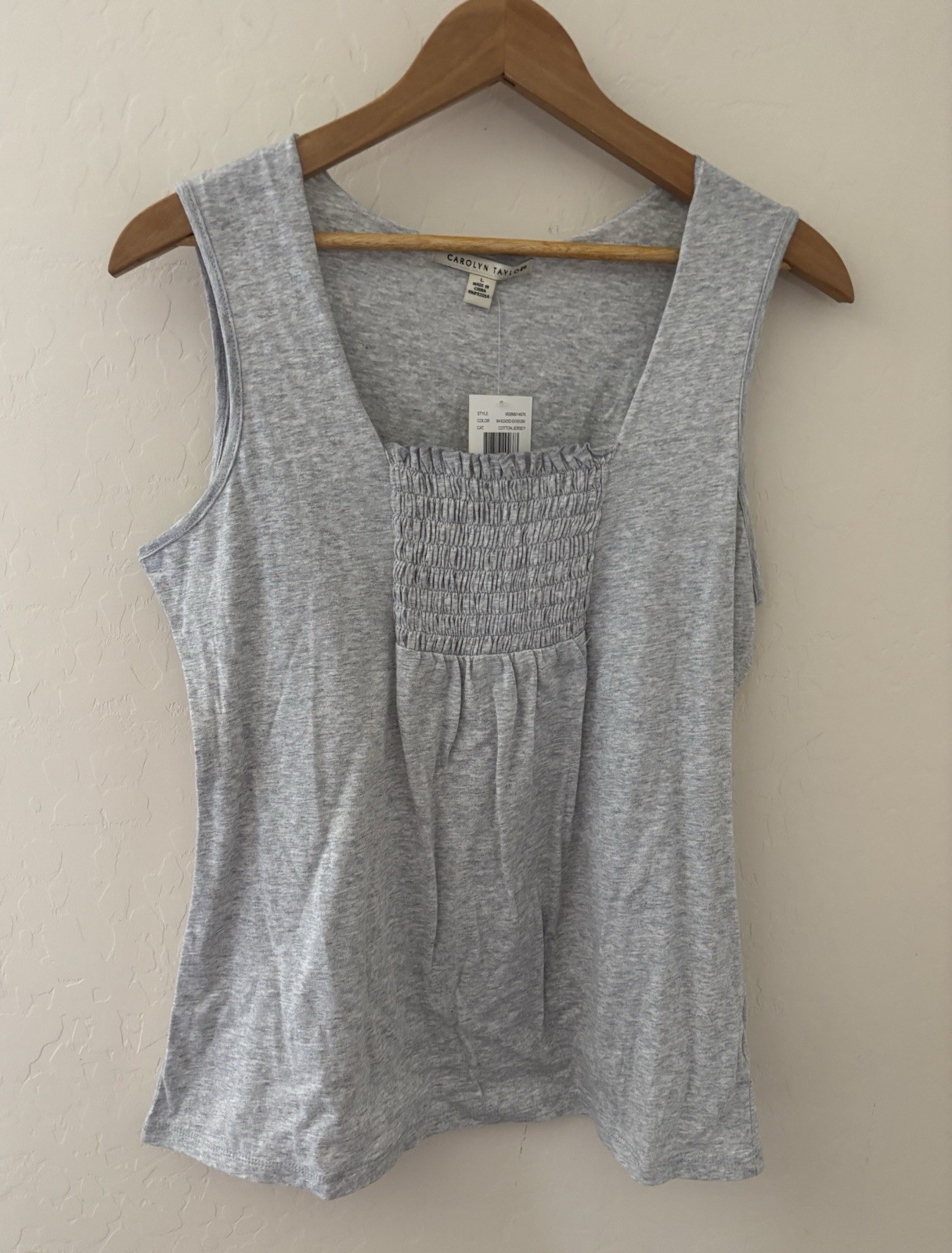 Carolyn Taylor Sleeveless Gray Smocked Top Large NWT