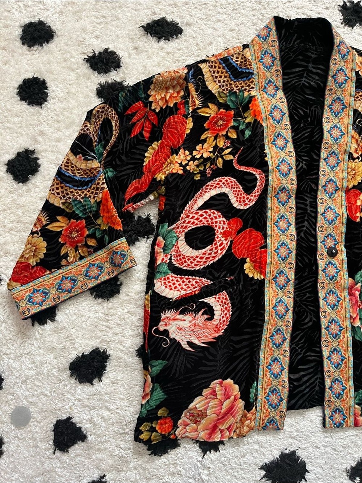 Johnny Was size XS Merhawi Kimono Black Velvet Dragon Kimono Jacket Embroidery
