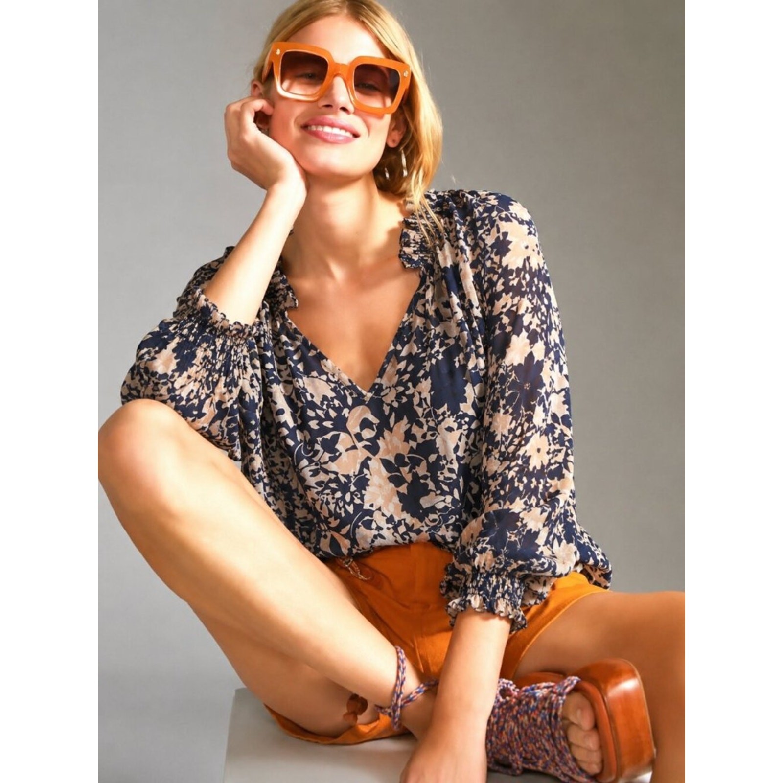 NWT Gilner Farrar Ellie Floral Blouse XS Navy Cream Tan Coastal Beach Ruffle Top