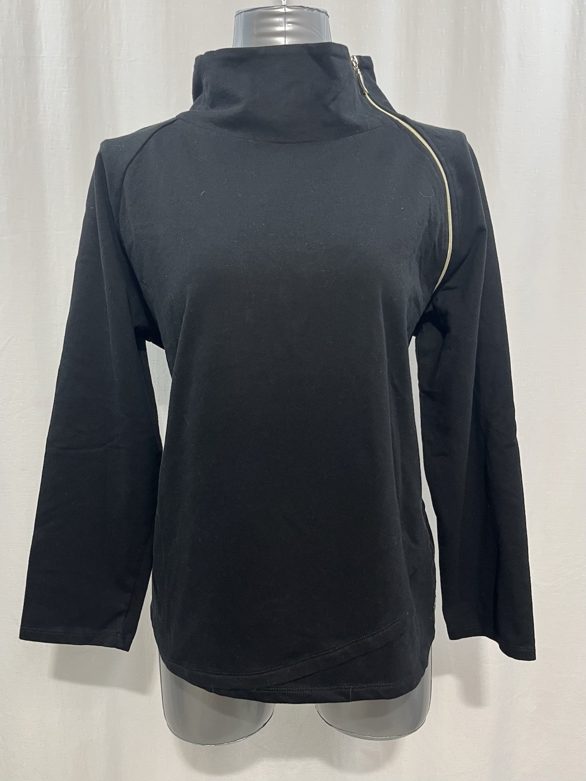 Black Rivet Asymmetric Side Zip Funnel Neck Long Sleeve woman’s Pullover 1733