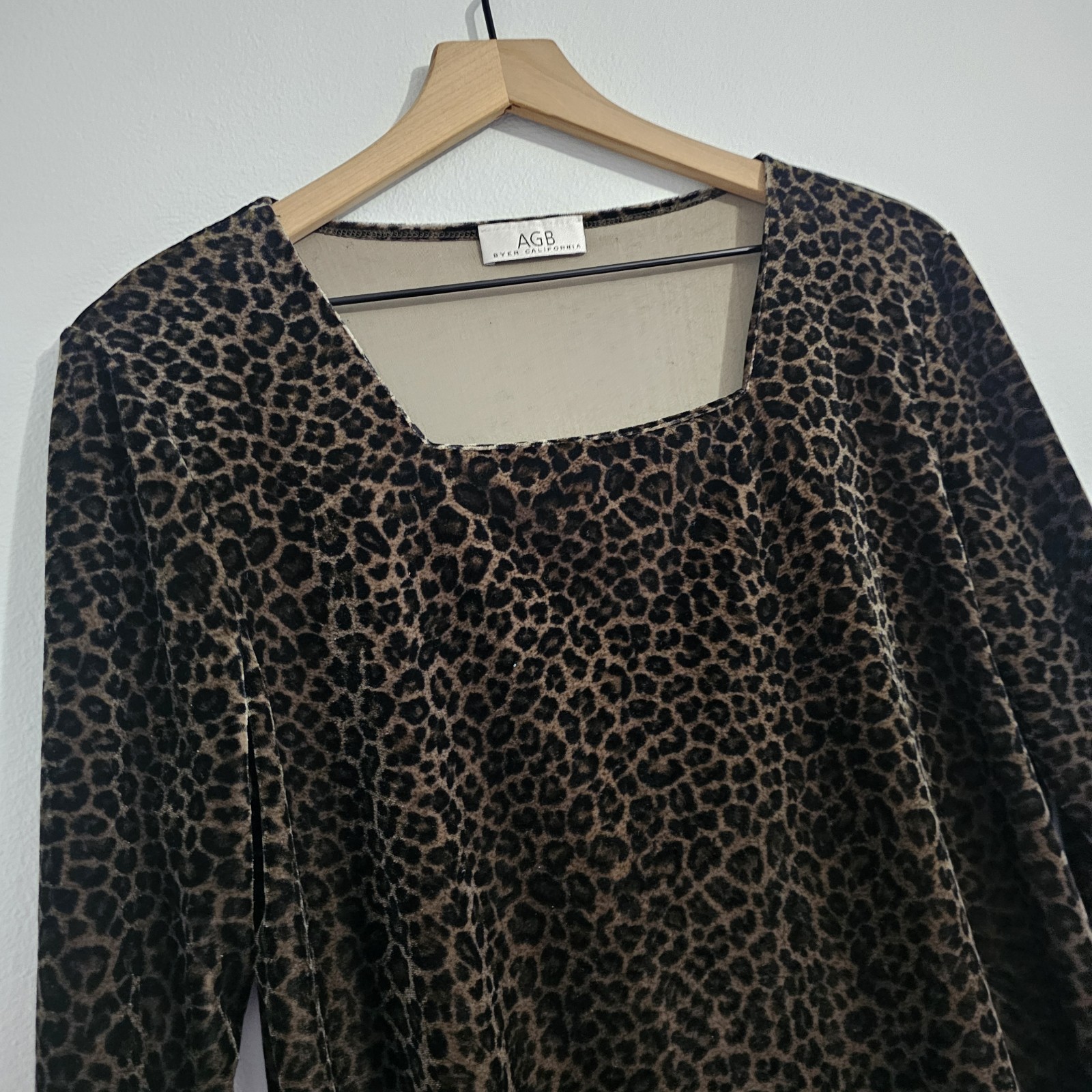 Vintage 80s-90s AGB Byer California Green Animal Print Velvet Blouse Size Large