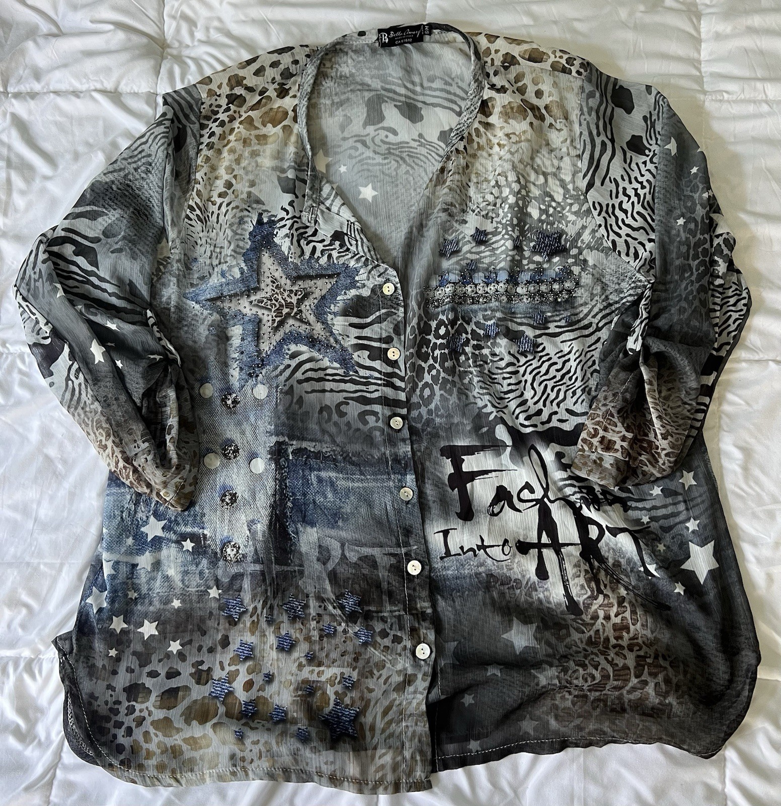 Woman’s Size S/M Bella Amore Fashion Into Art Blouse Sheer 3/4 Sleeve Shirt