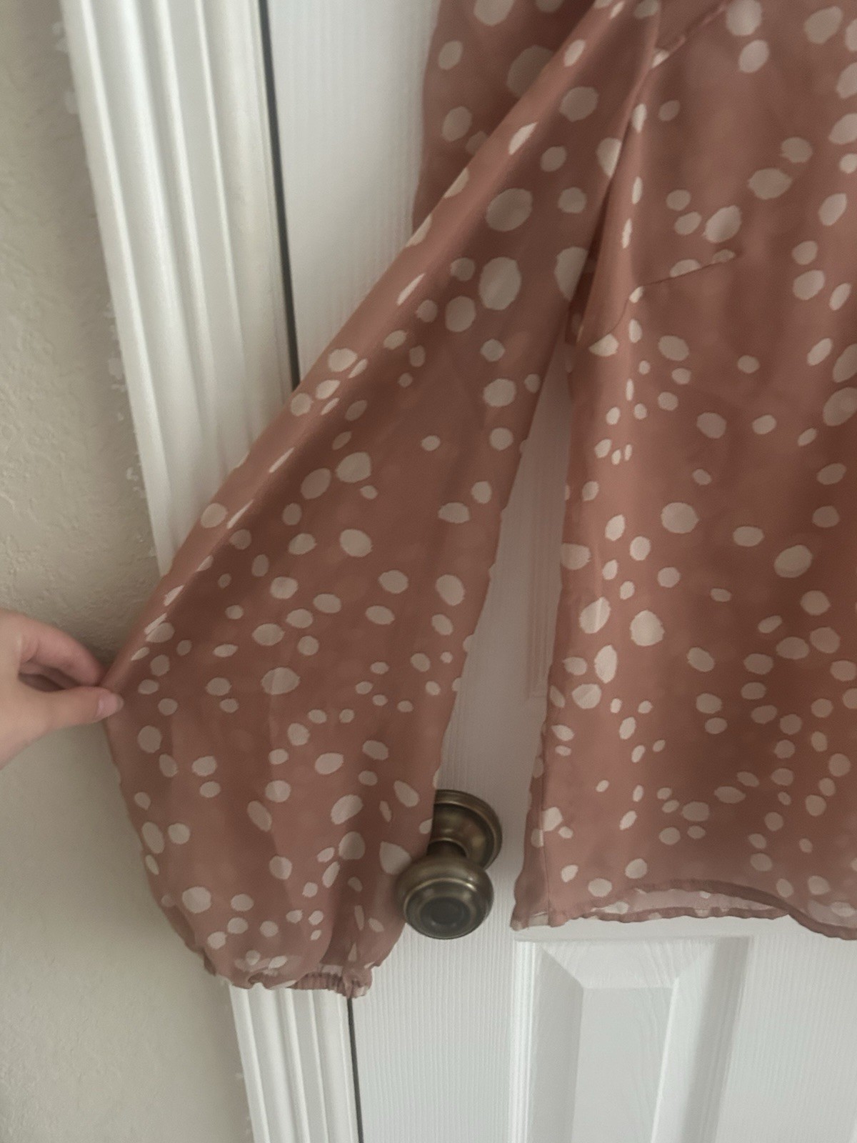 Xhilaration Pink Polka Dot Chiffon Blouse Puff Long Sleeve Zip Back S
