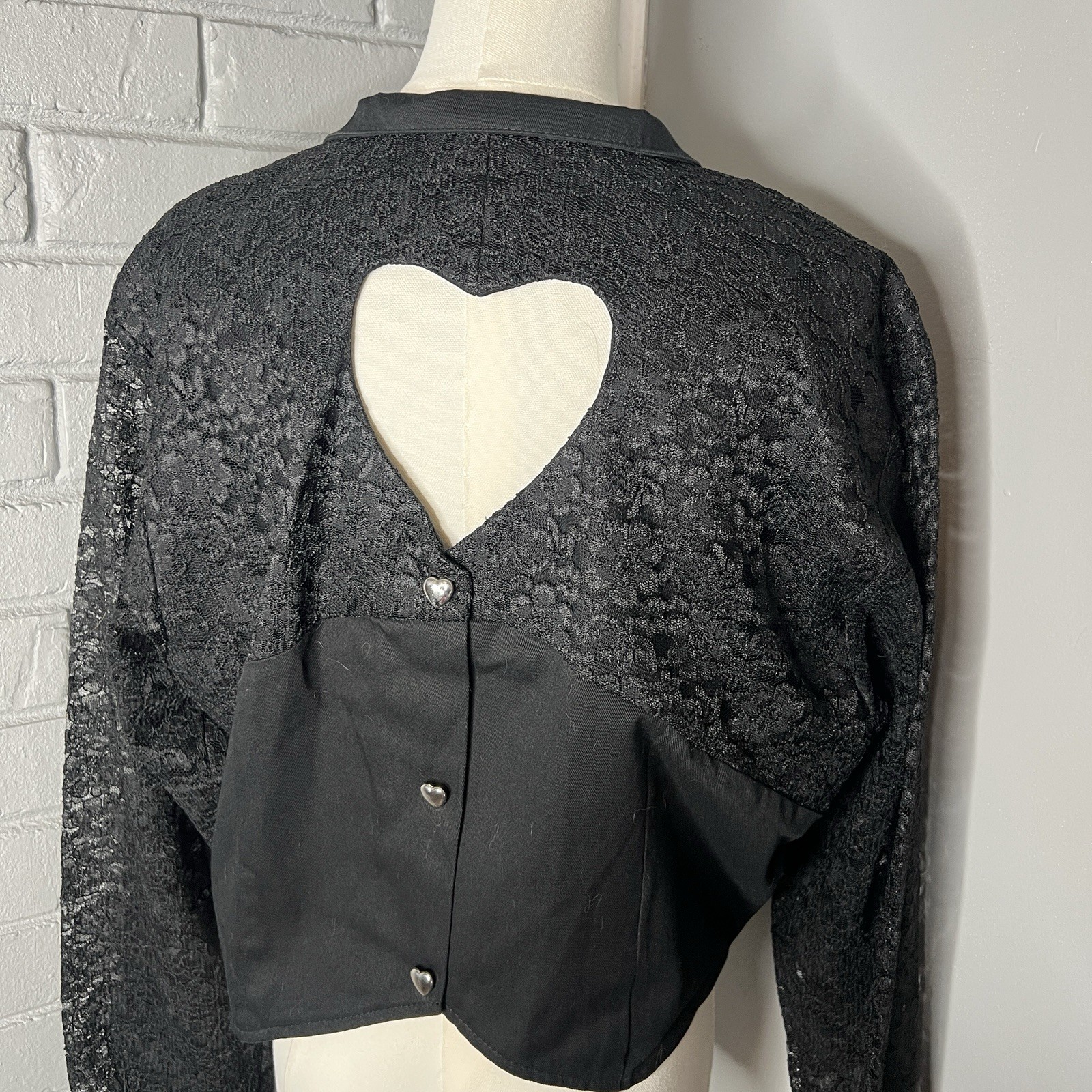 Vintage Banjo Western Black Heart Button-Up Cropped Blouse with Textured Sleeves