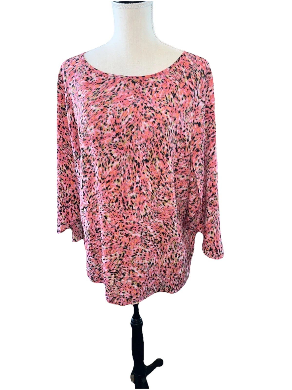 Chaus New York XL Pink One Back Button 3/4 Split Slvs Round Neck 100% Poly