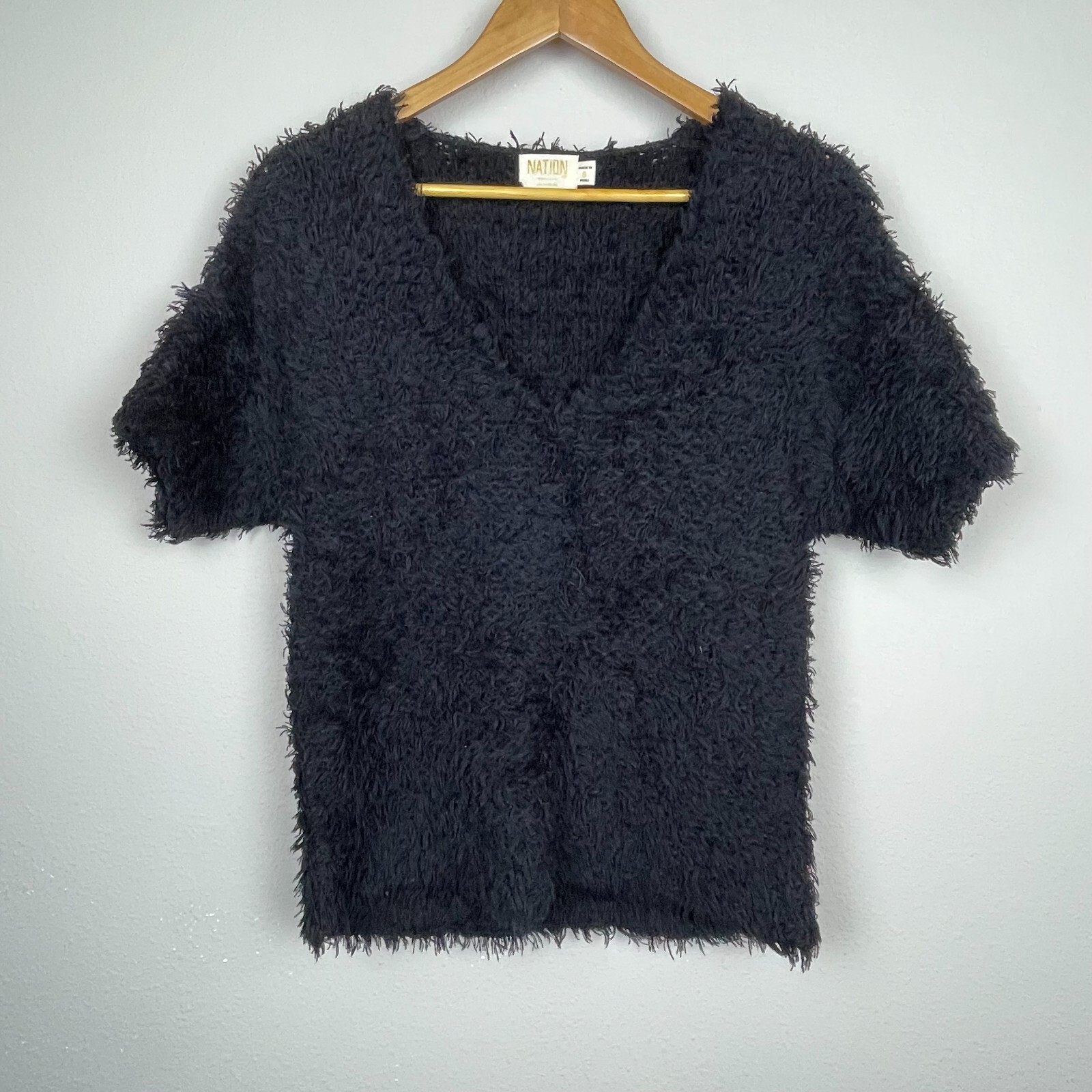 Nation Ltd Los Angeles Size S Black Faux Fur V-Neck Shaggy Cotton Top