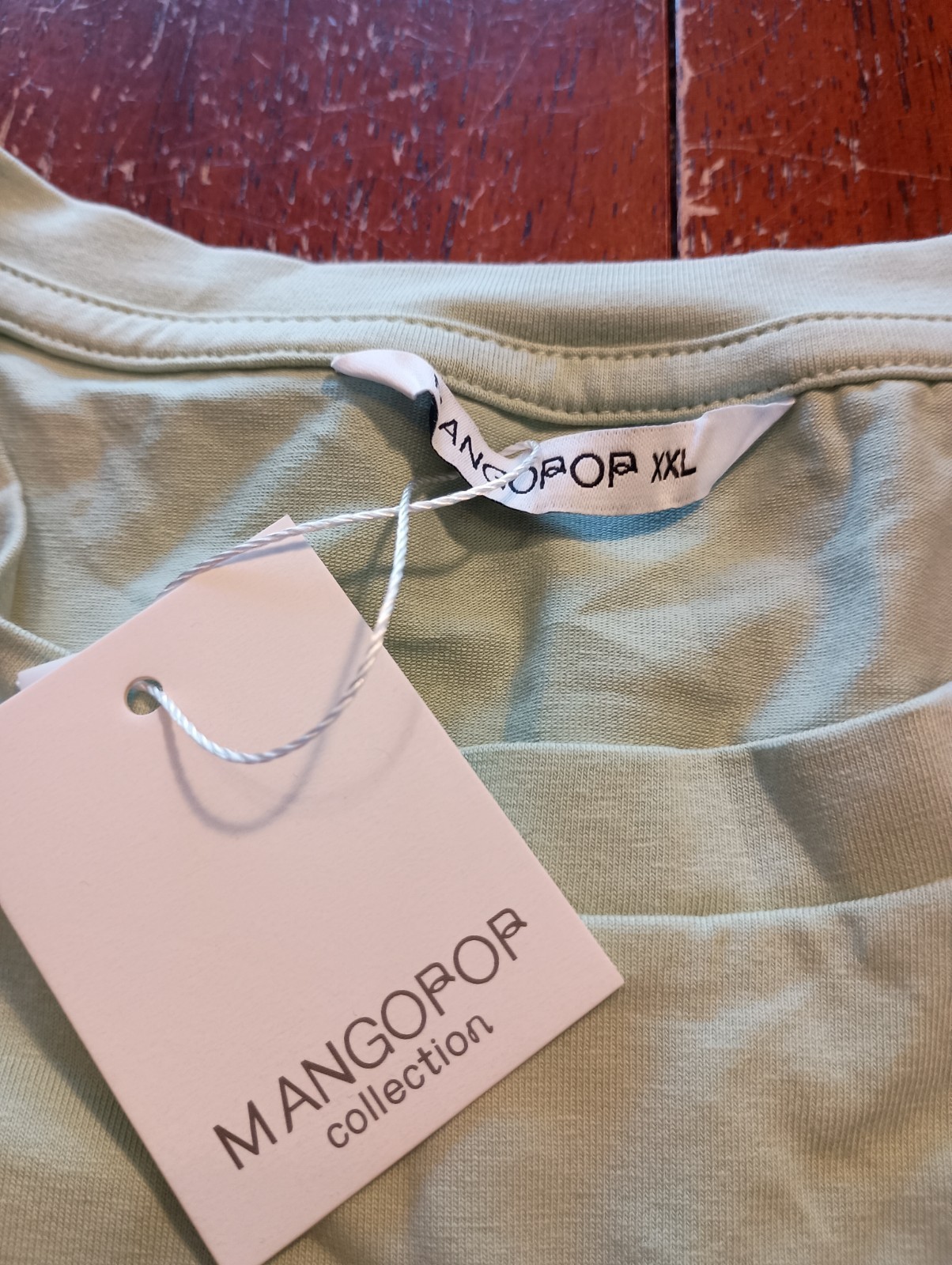 MANGOPOP Women’s Light Green Short Sleeve Bodysuit Size XXL