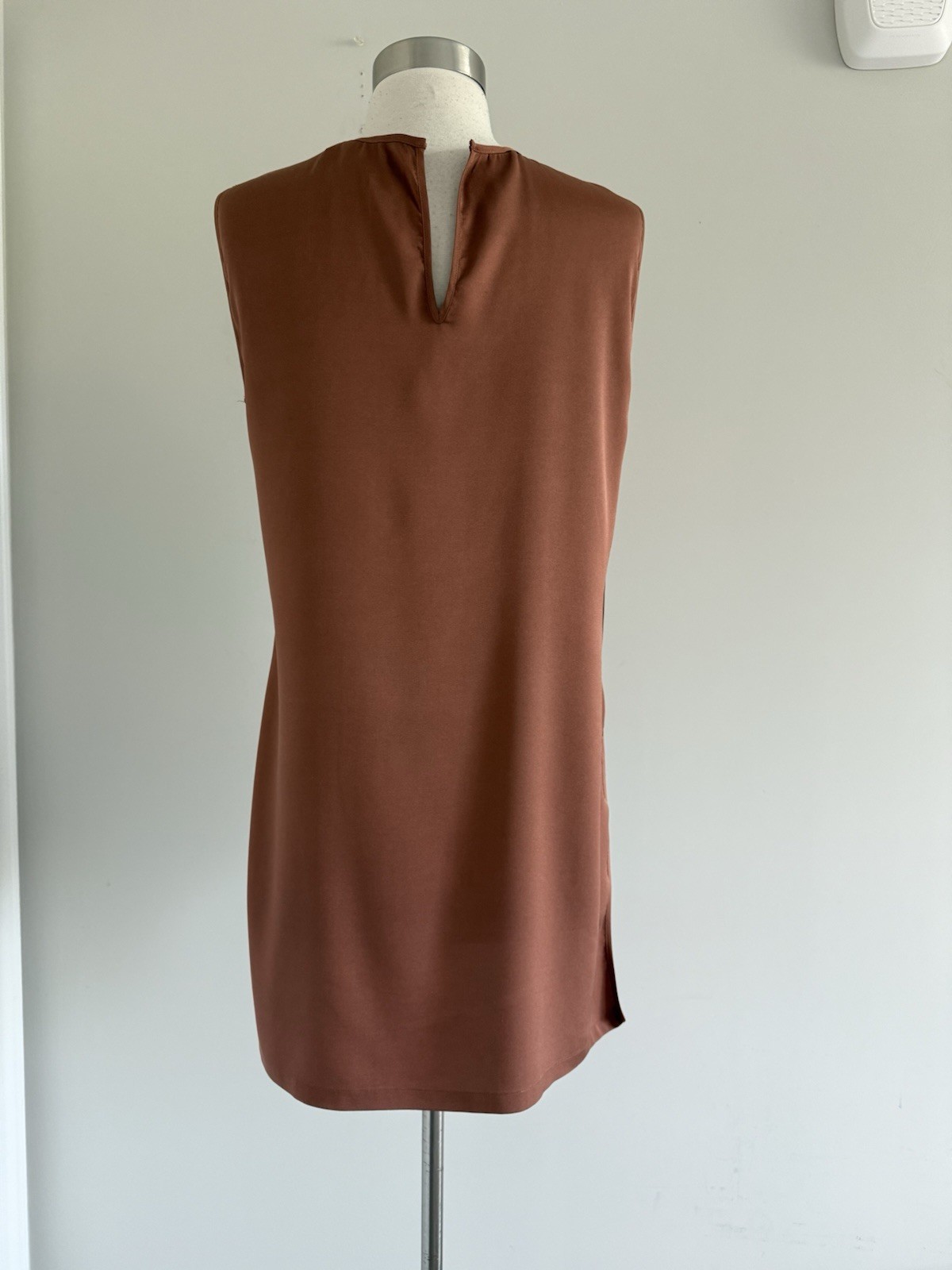 SPORT MAX SILK HI LOW HEM SIDE SLITS TOP SLEEVELESS SIZE 40