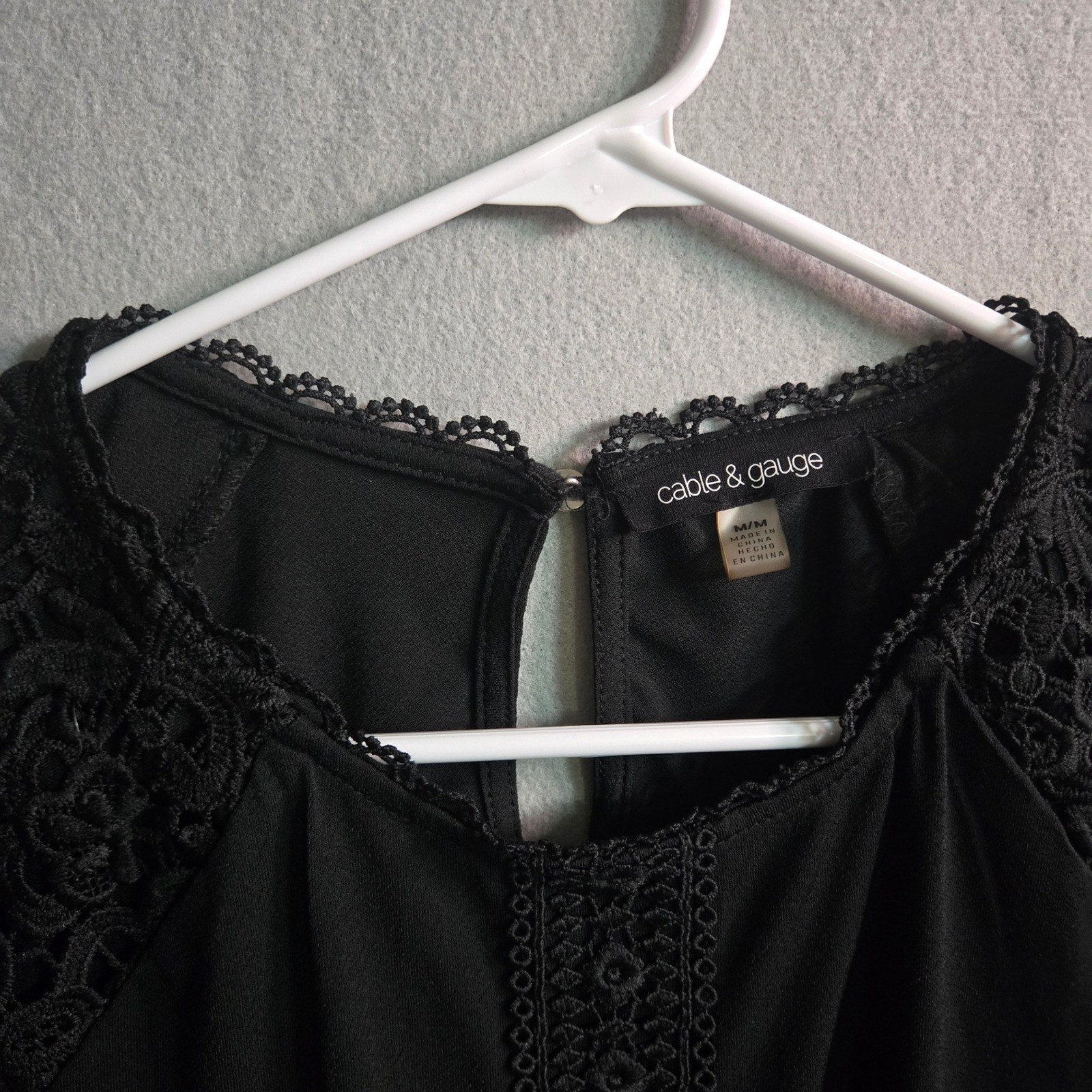 Black Crochet Lace Raglan Sleeve Blouse Keyhole Back Top Medium Dark Feminine