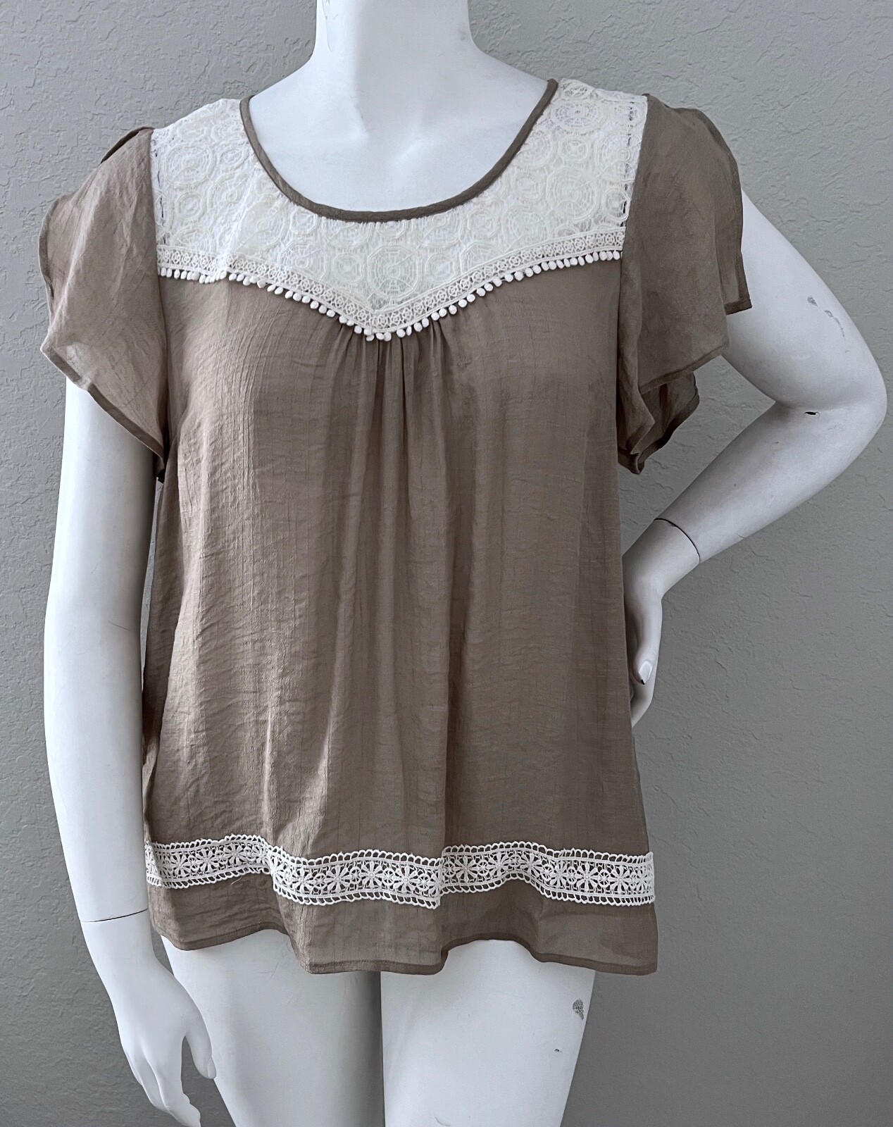 A’reve Lace Inset Flutter Sleeve Tunic Top Blouse Taupe Brown Plus XL 1XL 2XL