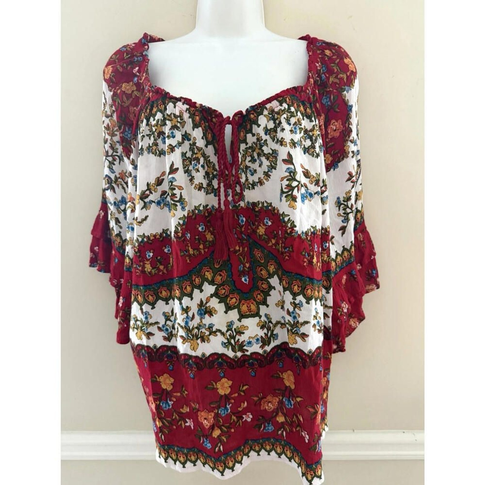 Bila Peasant Boho Blouse Women’s L Multicolor Floral 3/4 Sleeve Smocked Tassel