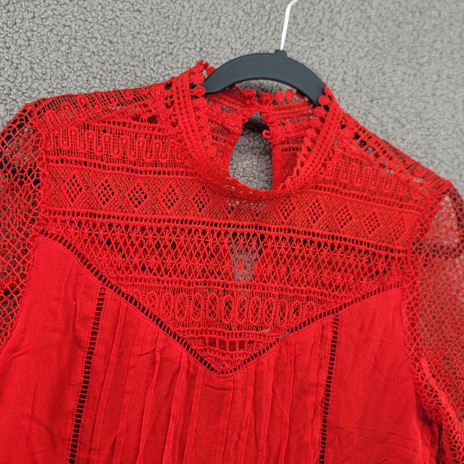 En Creme Womans Red Blouse Top Medium