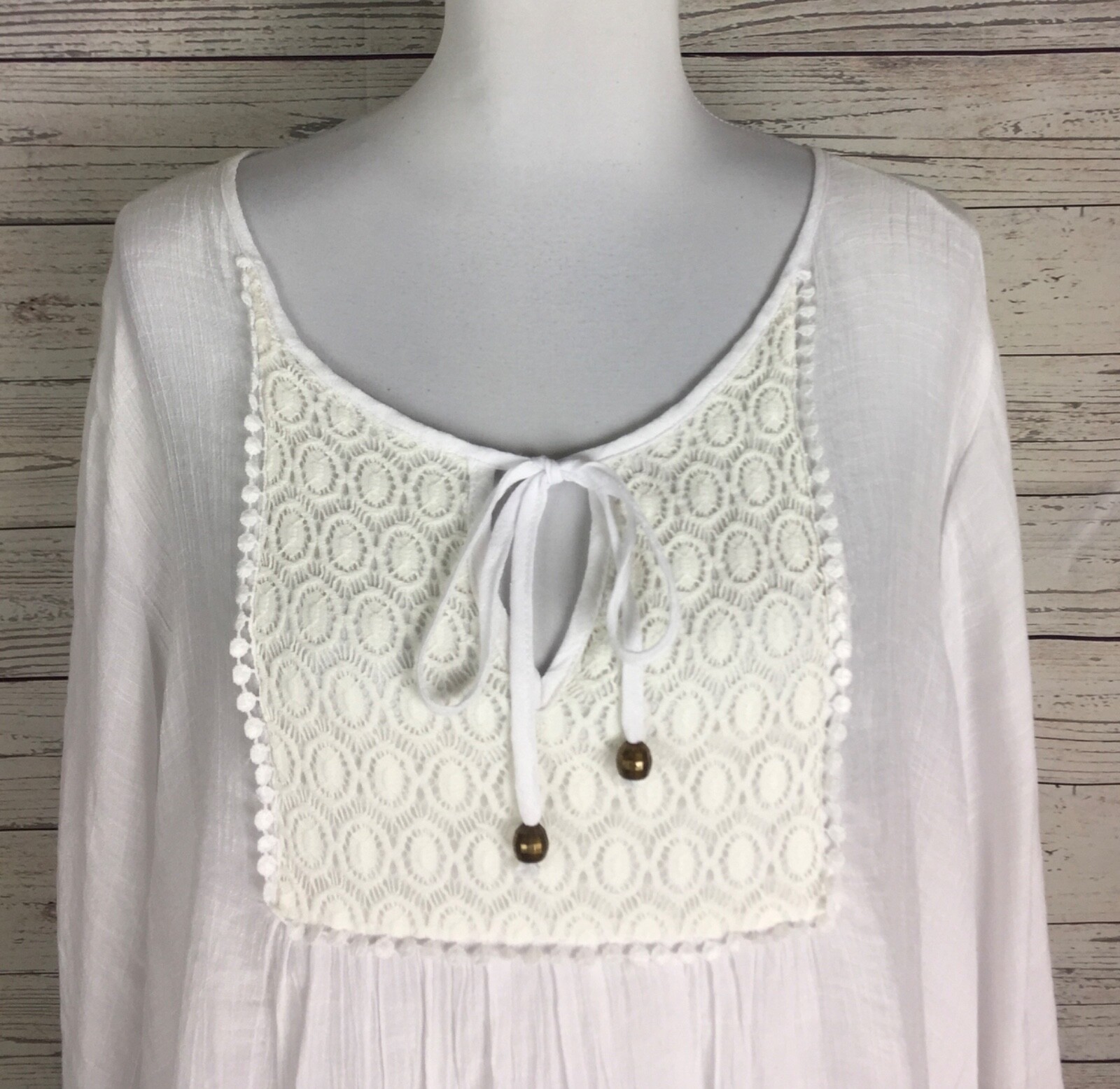 Carolyn Taylor Woman White Bell Sleeve Lace Tunic Peasant Top Plus Size 1X