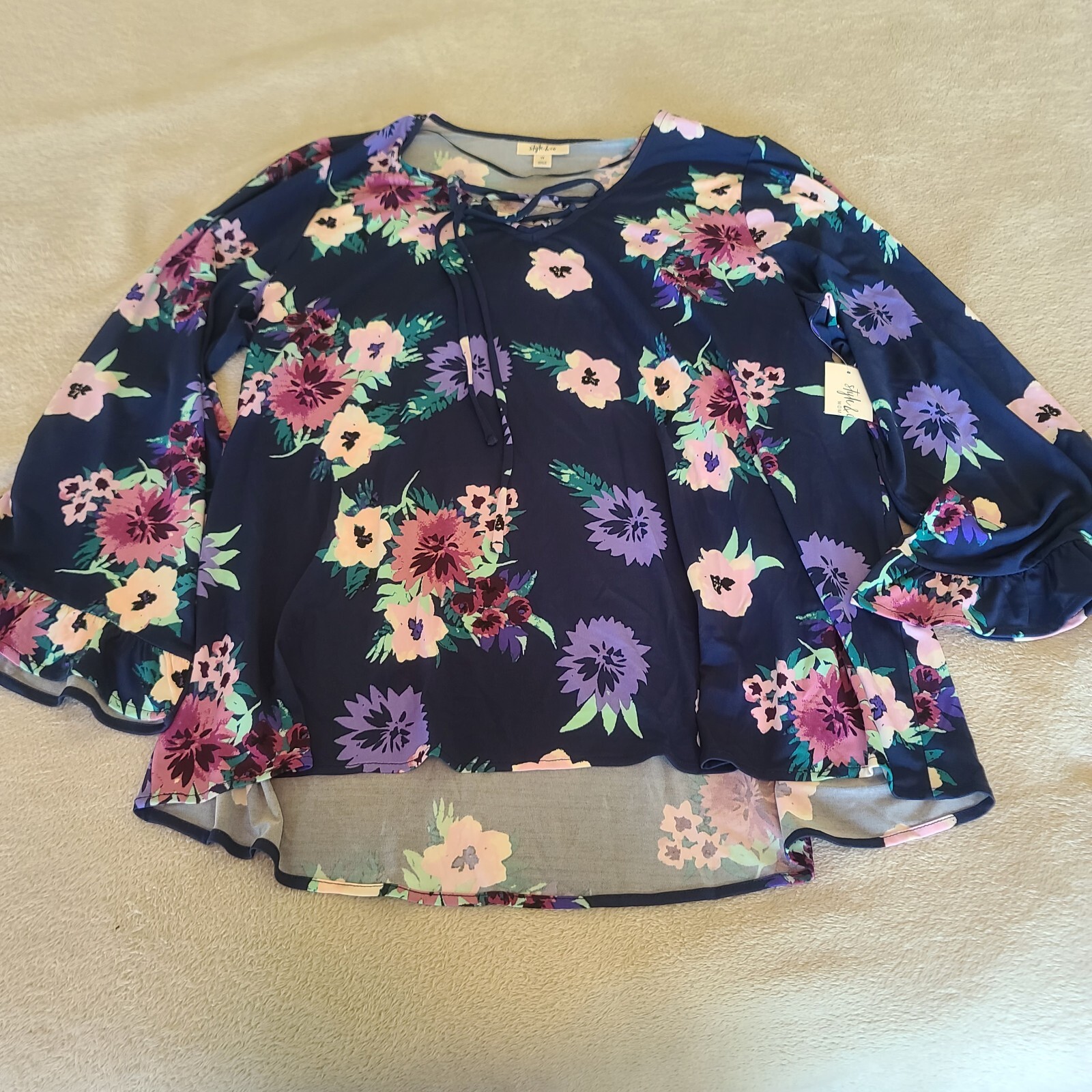 Style Co Womens Adult Spring Awakens Present Petunia Floral Top Blouse