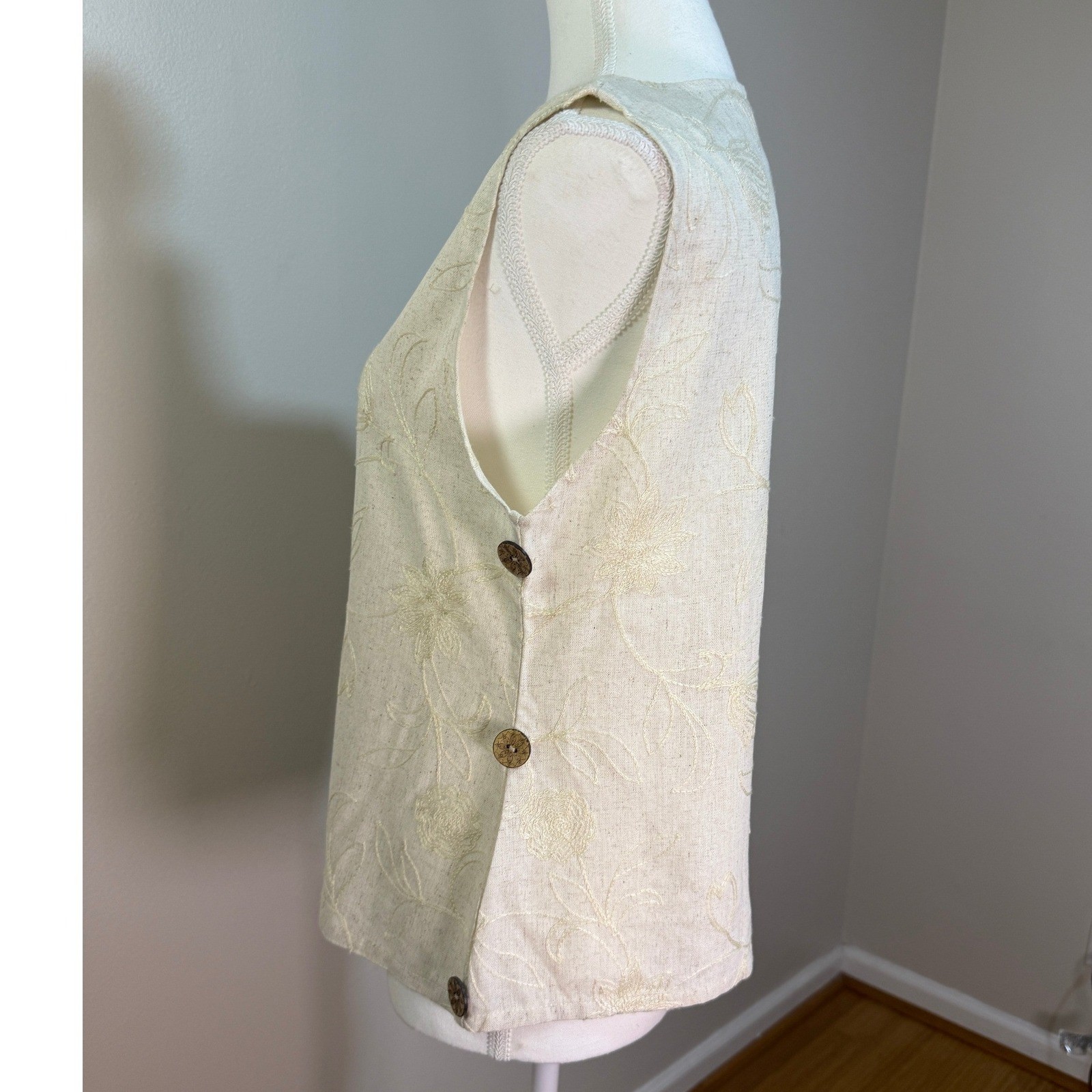 Pure Line Linen Embroidered V-Neck Top Women M Beige Side Button Shabby Chic