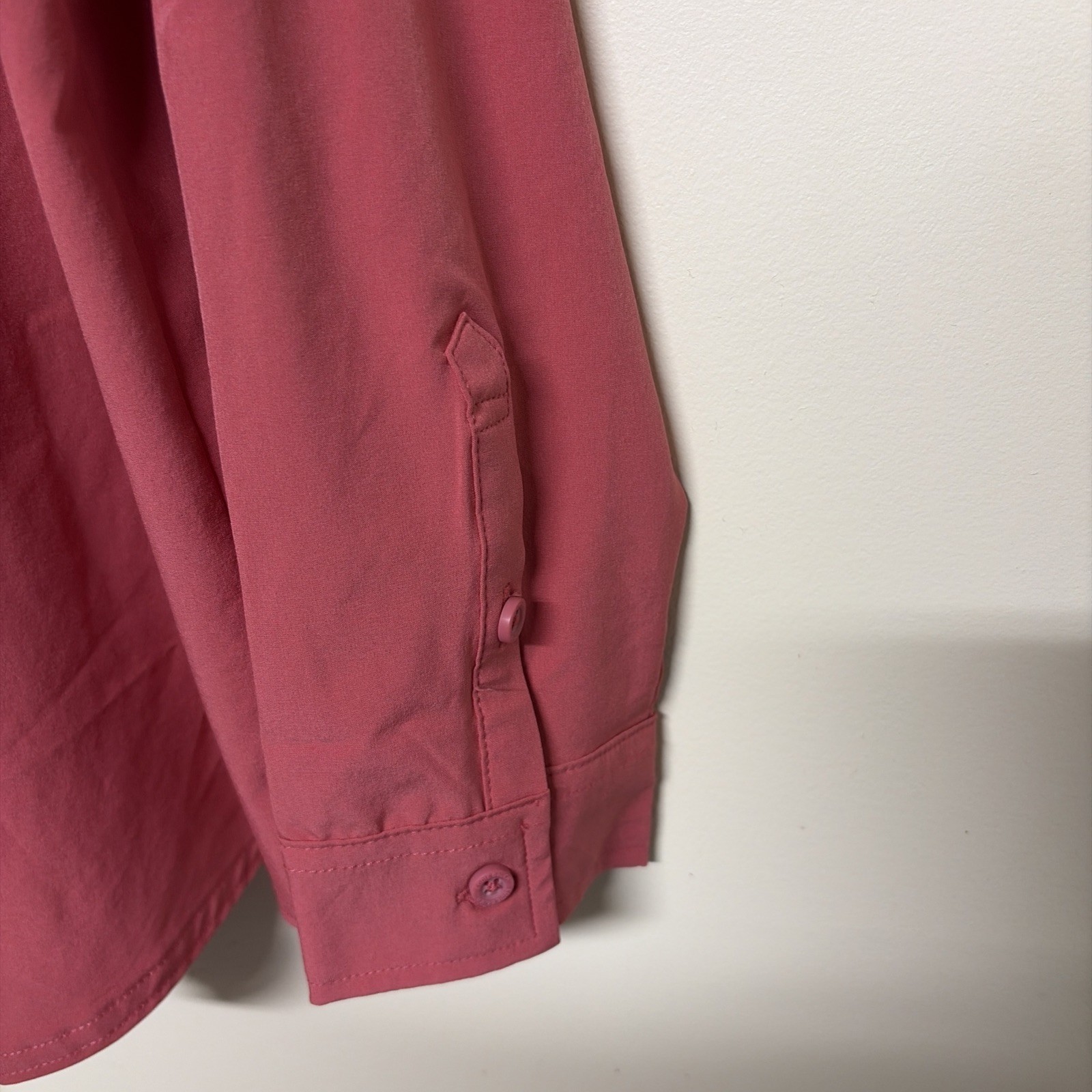 Eddie Bauer Shirt XL Classic Fit Roll Tab Button Front Pockets Hiking Outdoors