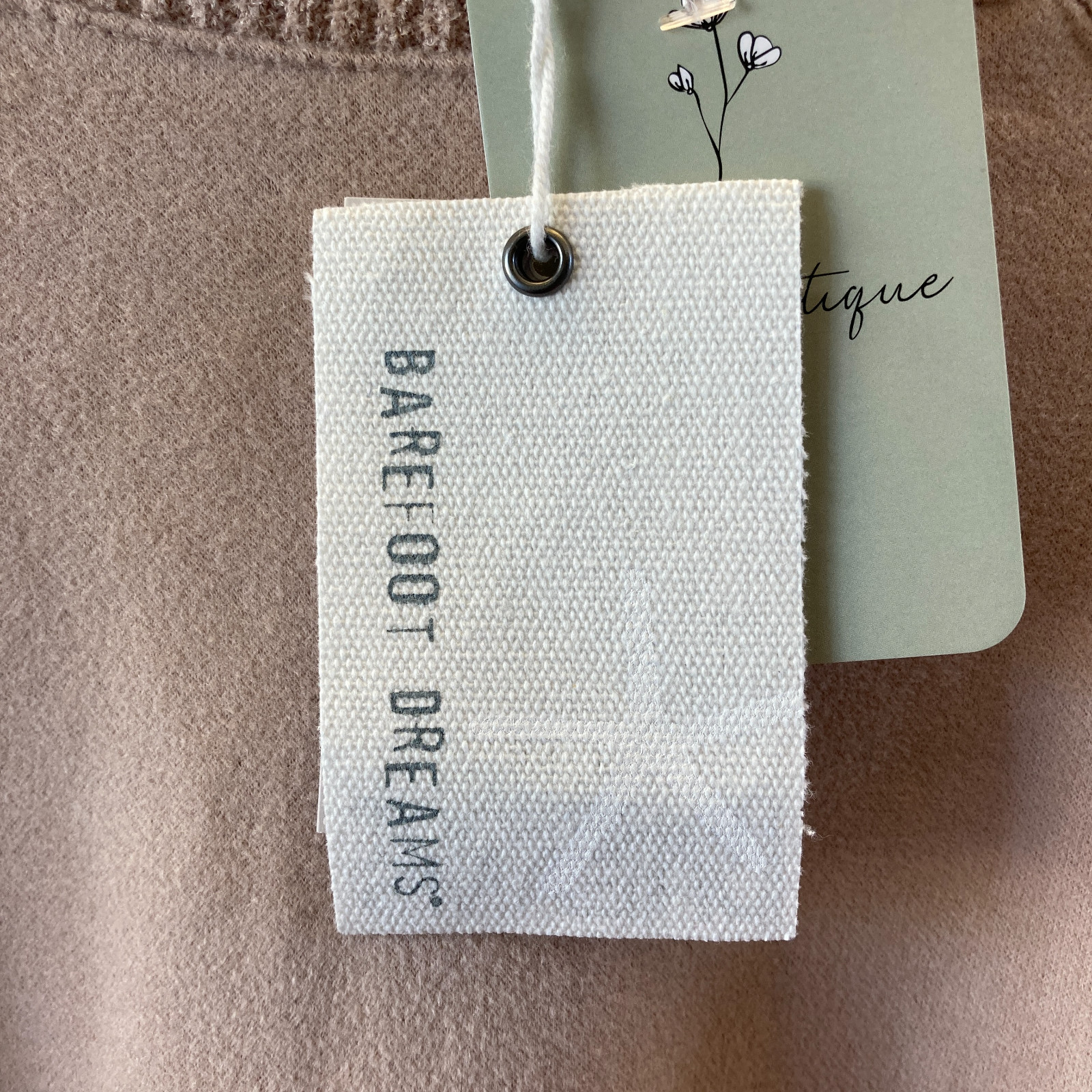 Barefoot Dreams Tan NEW Malibu Collection Brushed Fleece Sweatshirt – 0204MP