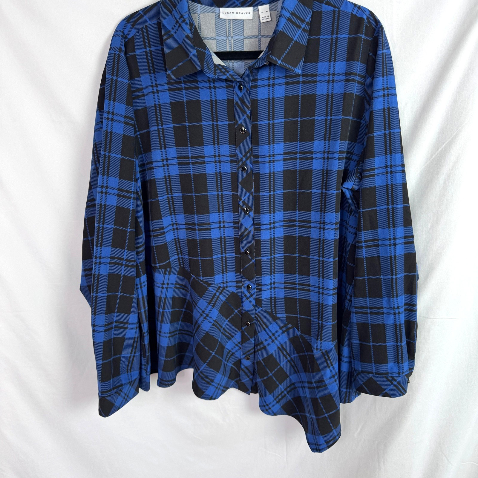 Susan Graver Women’s Top Blous Size XL Blue/Black Plaid Asymmetrical Hem