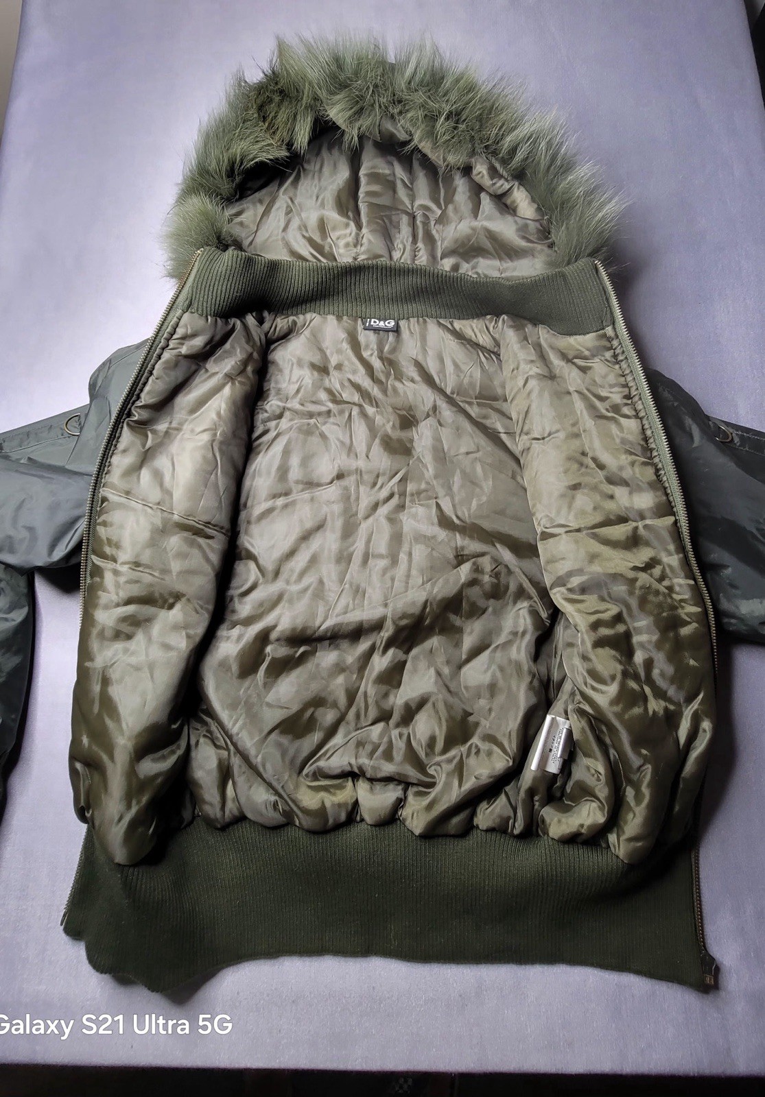 D&G woman Green Hooded Fur Trim Bomber Jacket Lined Full Zip Stand-Up 2
