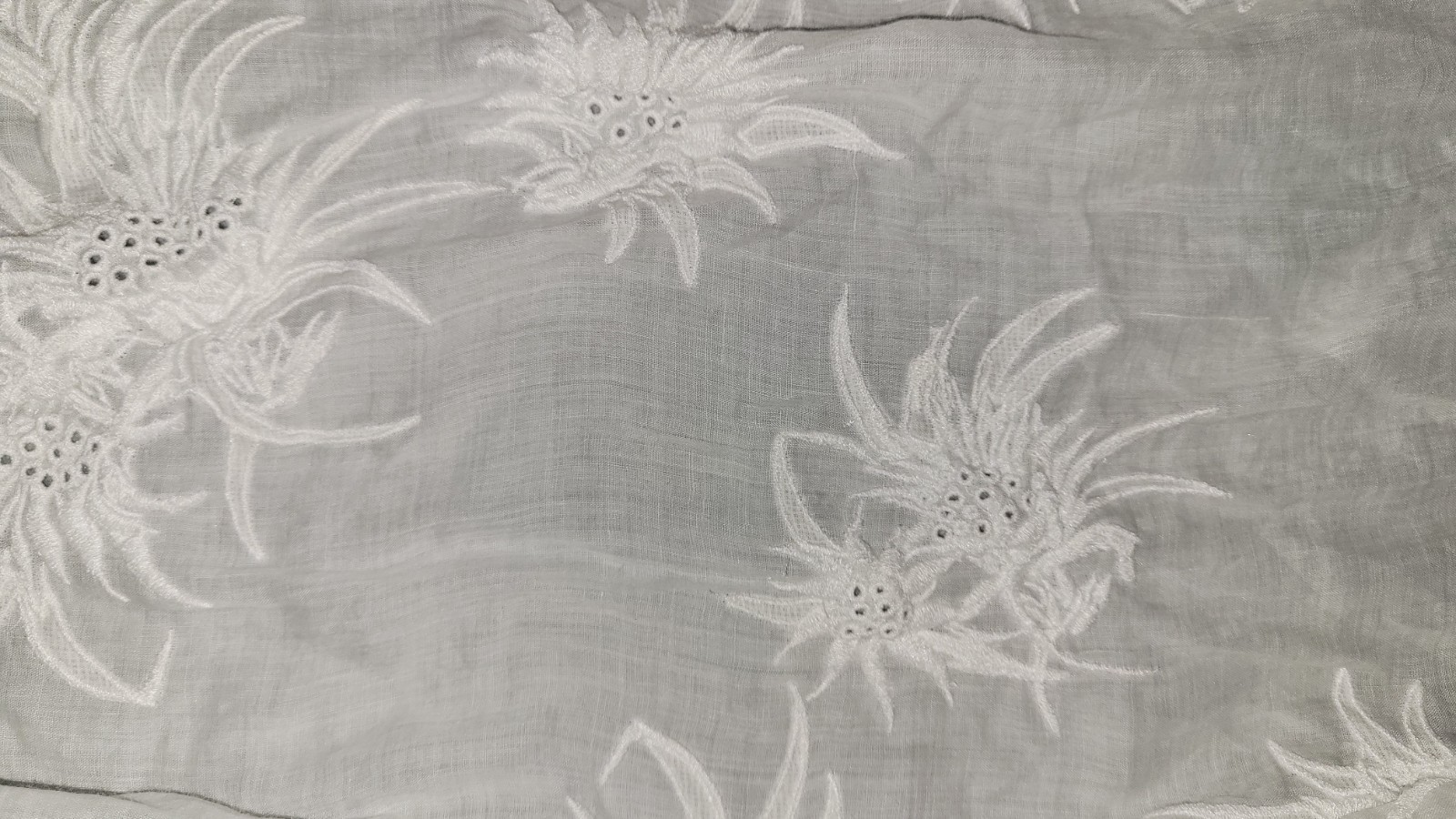 rag & bone New York Women’s Woven Floral White Collared Embroidered Shirt S